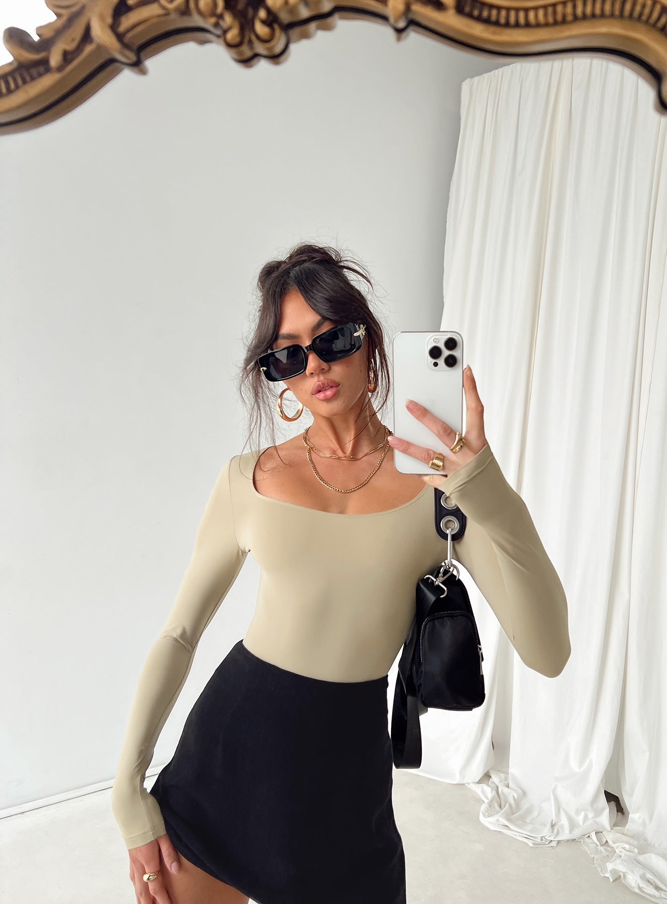 0-model-info-Josephine-us2