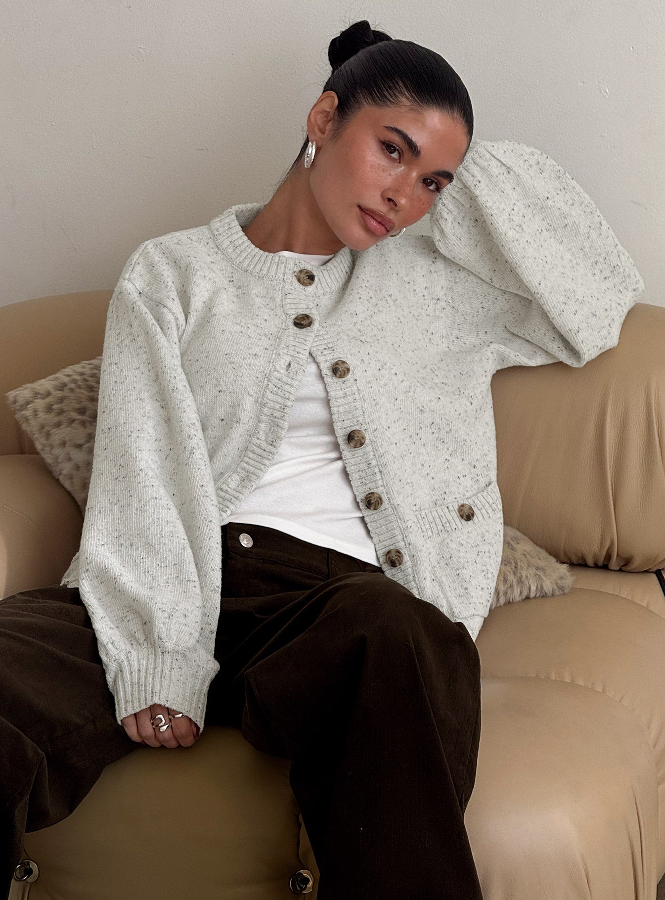 0-modelinfo-aisha-us4_bd82b649-08b5-4763-9268-7175686a7631