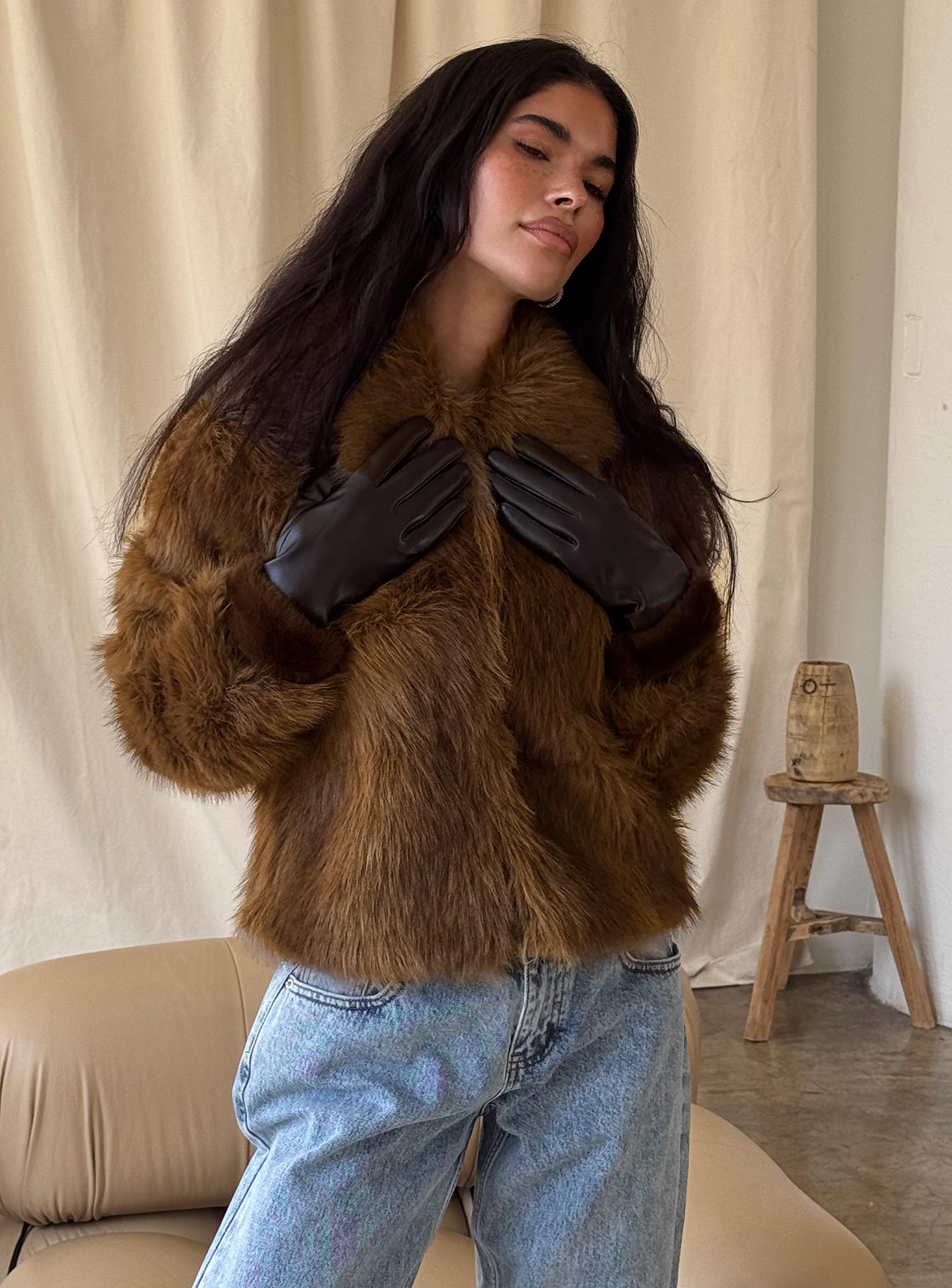 0-modelinfo-aisha-us4_d49a7e5f-96a8-44e3-9a43-7a72b35af885