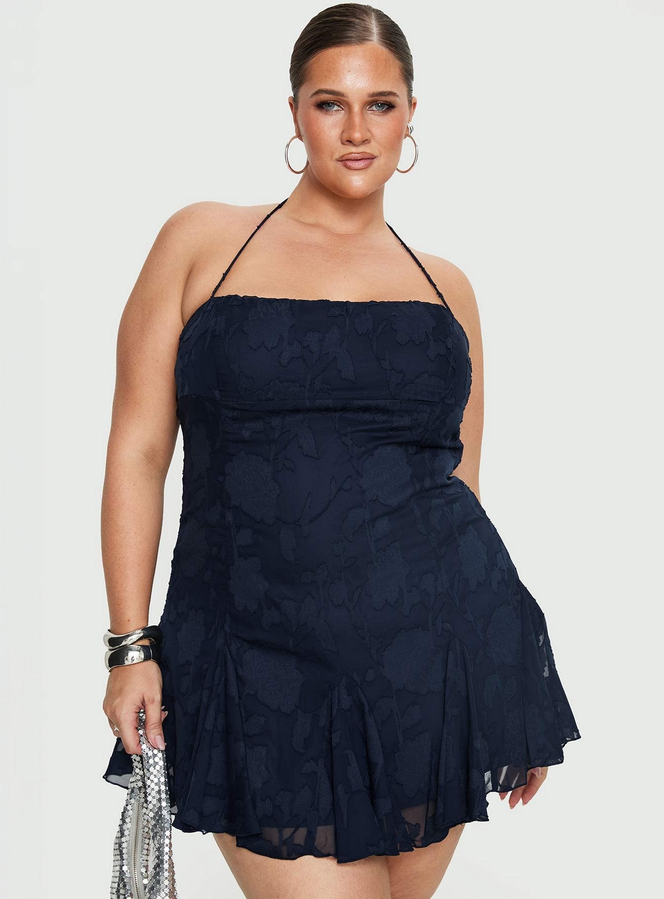 0-modelinfo-alicja-us14_36776cf0-d94f-4064-b9a6-49c97e0b446f