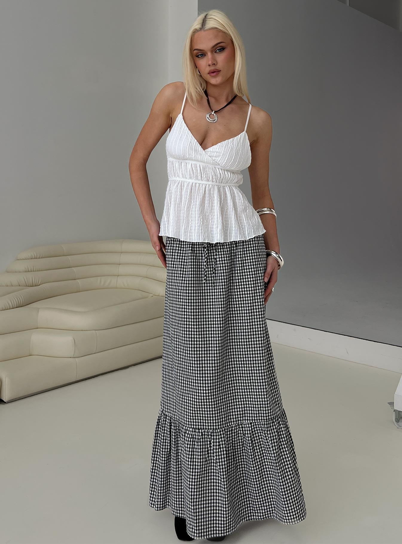 0-modelinfo-ayla-us2_a79d90c2-f9c4-4e3d-9f05-14cb4e73dab0