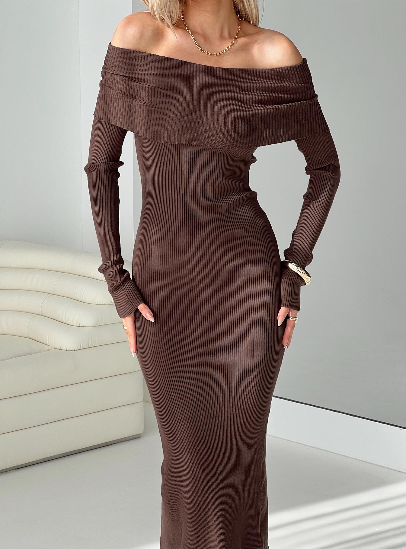 0-modelinfo-ayla-us2_ba9567e2-3059-4b51-9764-26060193152d