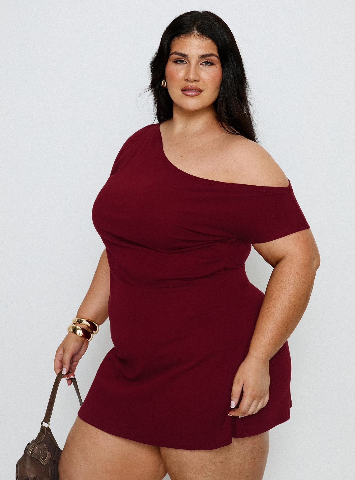 0-modelinfo-bianca-us14_5b436798-f354-4b4f-a1e5-4bd34bcab0da
