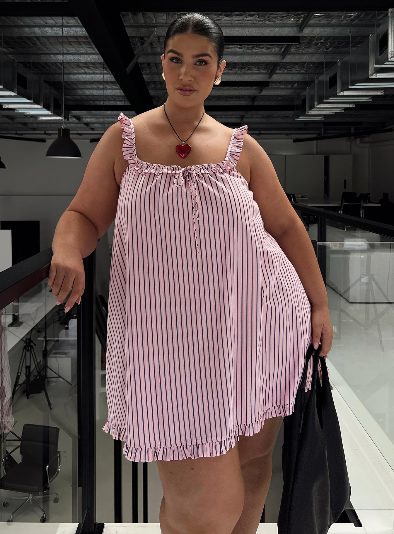 0-modelinfo-bianca-us14_7ebb5e82-0026-4e55-9a32-240b4c9db3c8