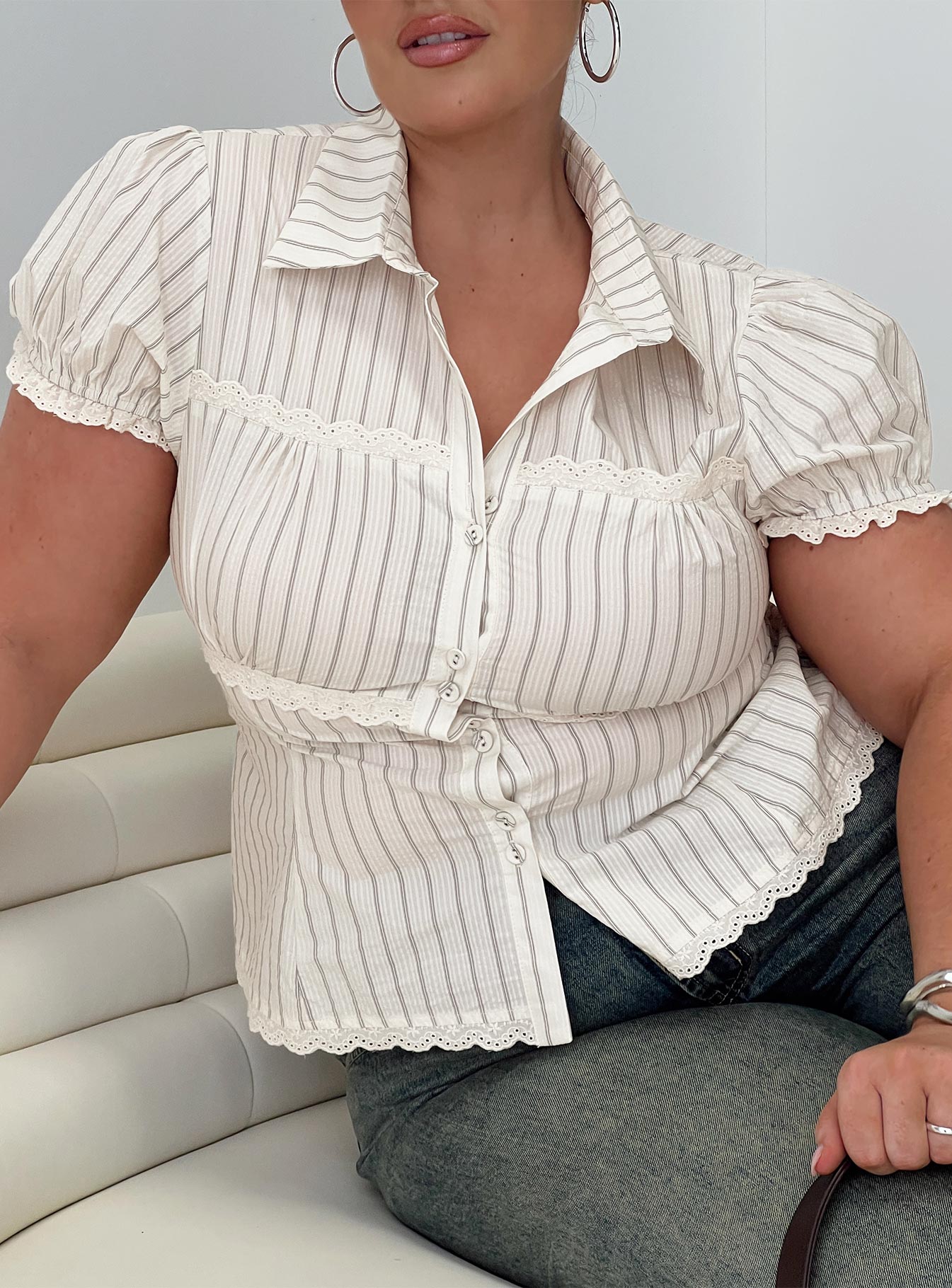 0-modelinfo-bianca-us14_882e853f-3bdb-4844-8253-2f5e81c70f1e
