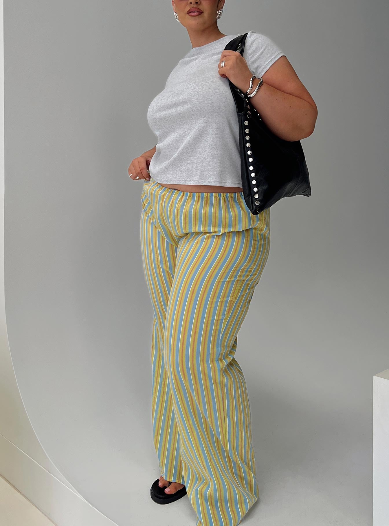 0-modelinfo-bianca-us14_96046691-8487-4c2c-879b-56a1d6608a65