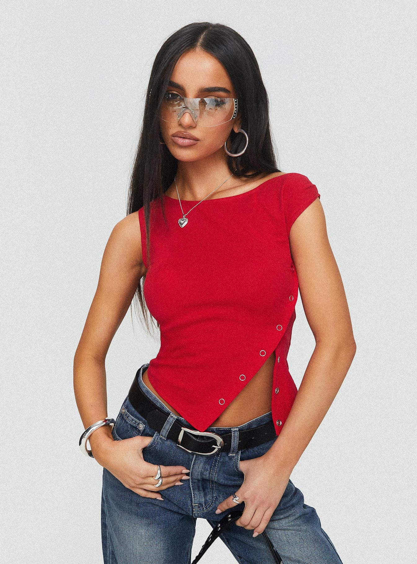 0-modelinfo-ella-us2_21807537-8ddd-4f28-9d55-1f578d81ff87