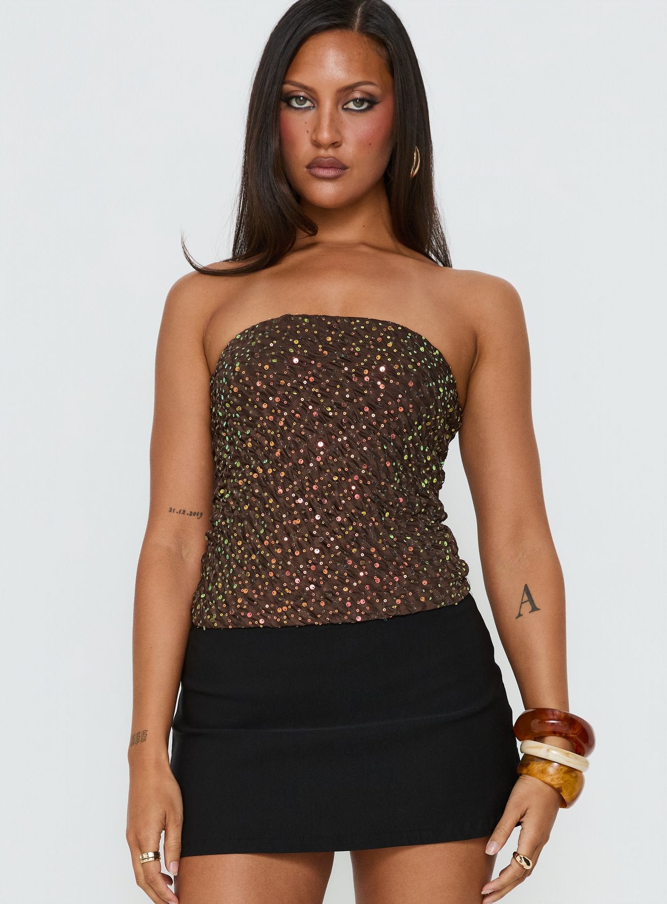 0-modelinfo-hailey-us4_6db96654-cd82-4fe9-97e5-281789bbf1d7