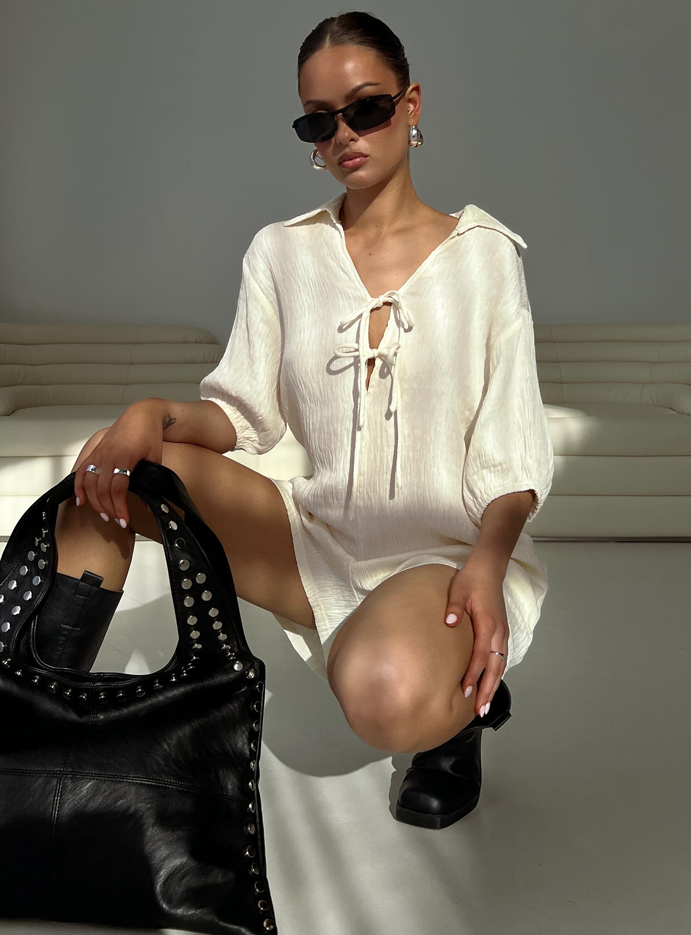 0-modelinfo-holly-us2_1c959c22-1d58-4293-9ef6-55582823afe5
