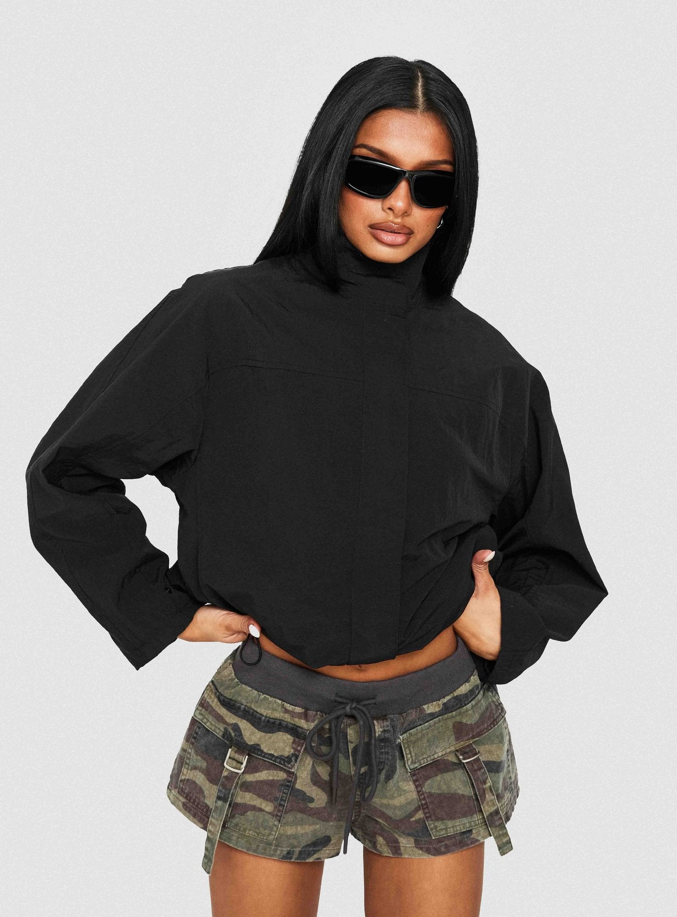 0-modelinfo-jihan-us2_3d8b90cf-a0d9-4f54-aea8-492a794ae460