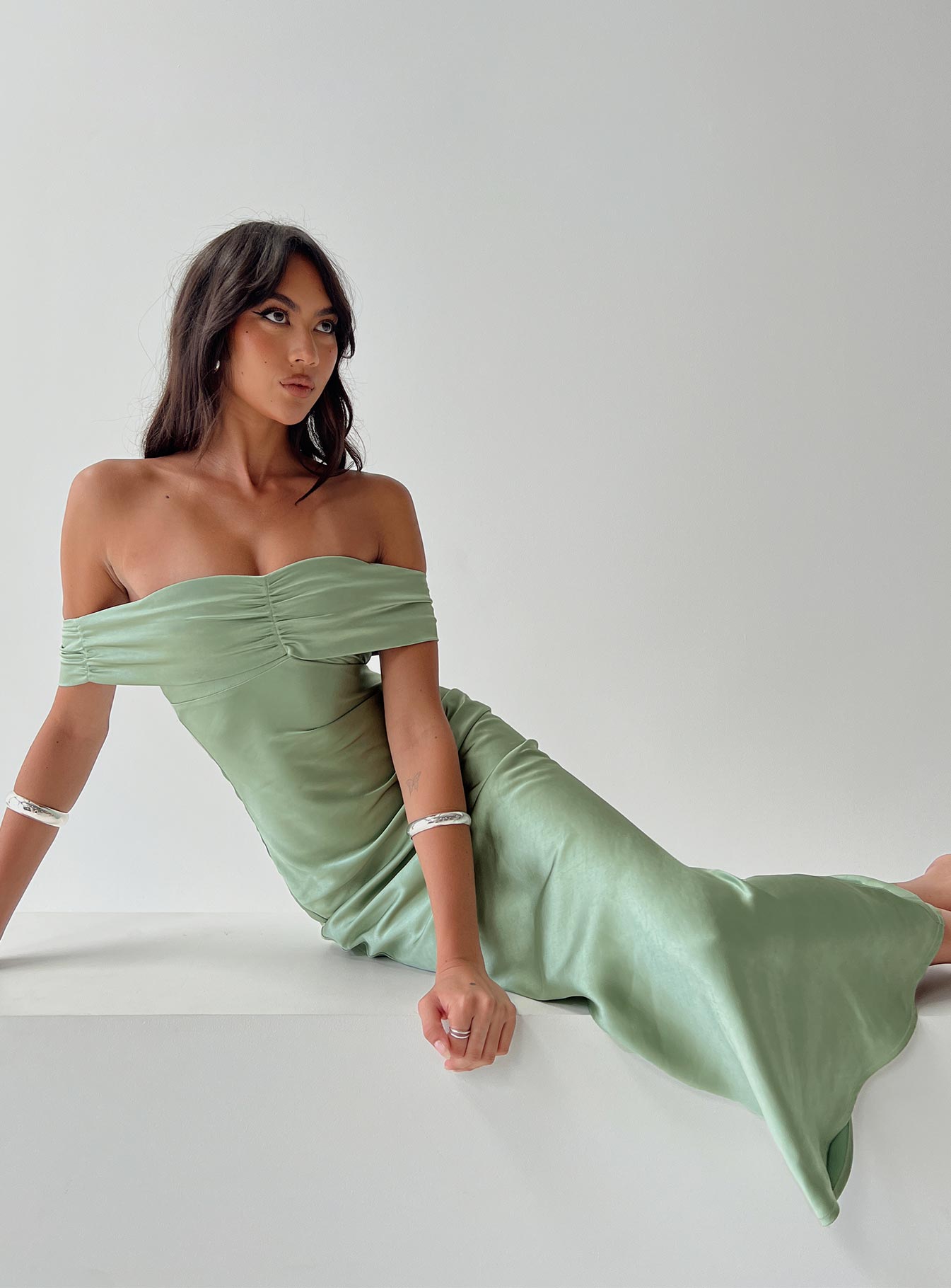 0-modelinfo-josie-us2_60b8f821-f17d-4f78-97e6-0f61f69d9aa5