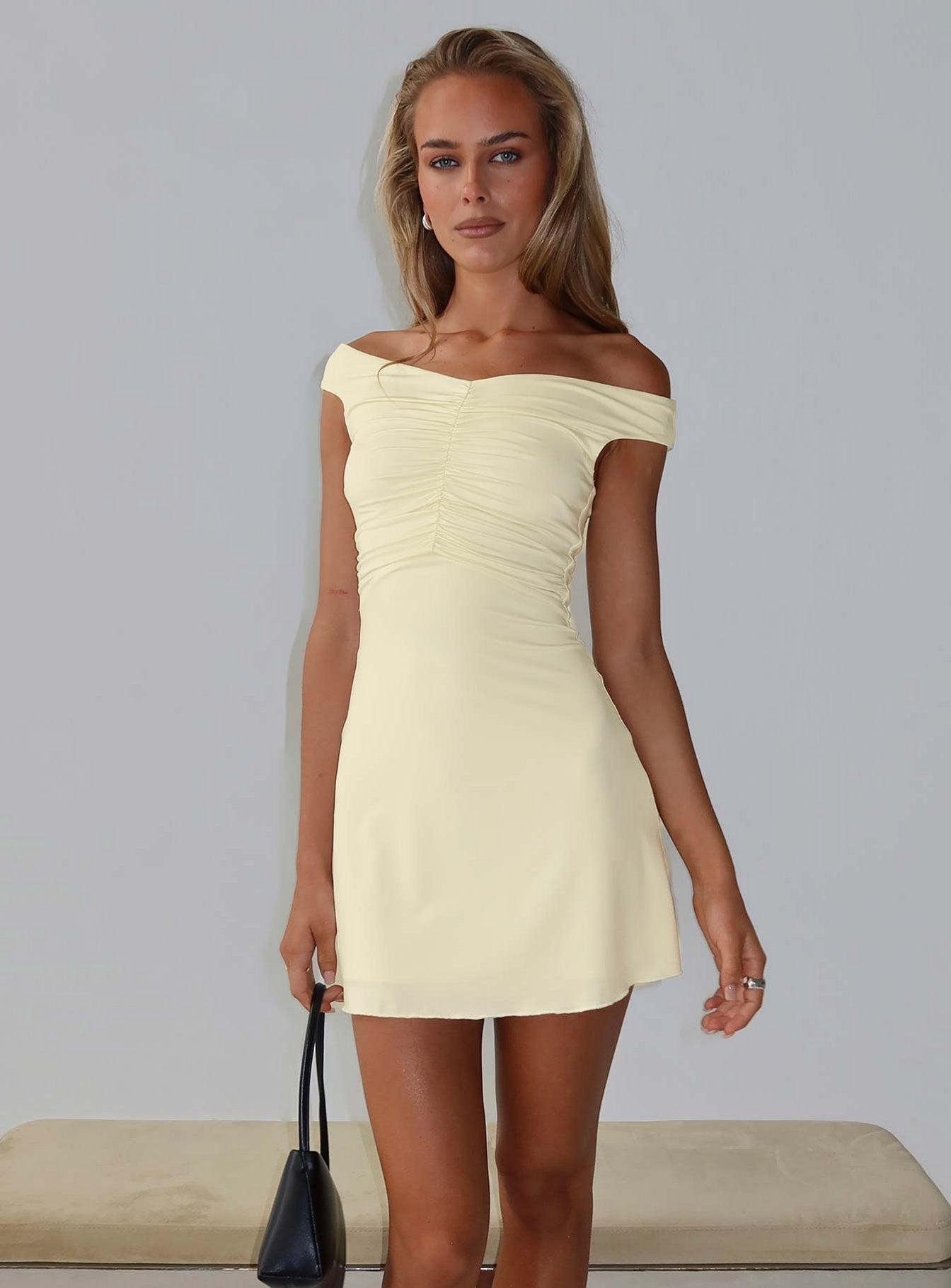 0-modelinfo-kiana-us2_0ca86a11-7002-4ac3-b6f3-79cefe2ab4b4