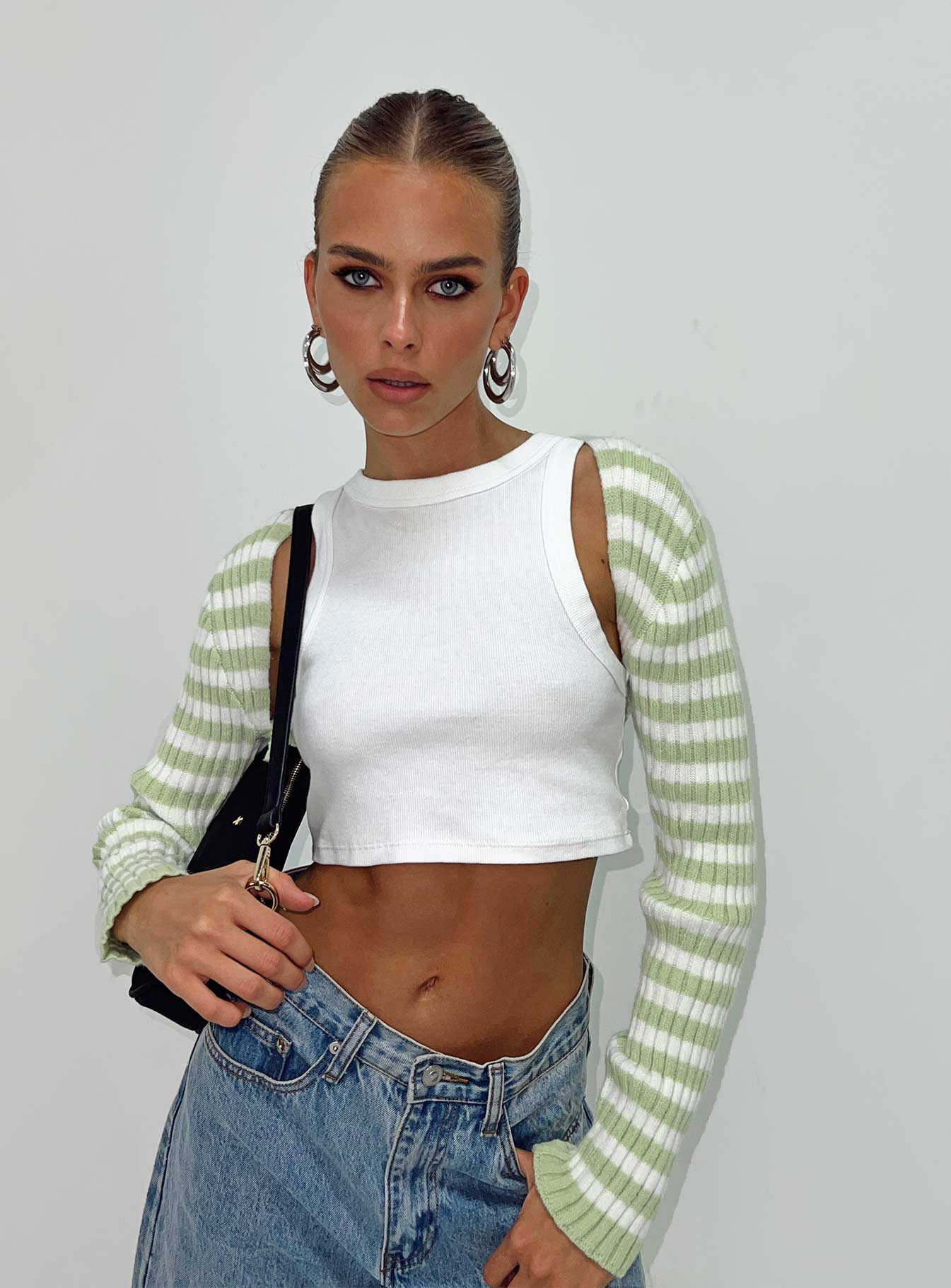 0-modelinfo-kiana-us2_71513c59-1bf0-42fc-8729-944639b926cb