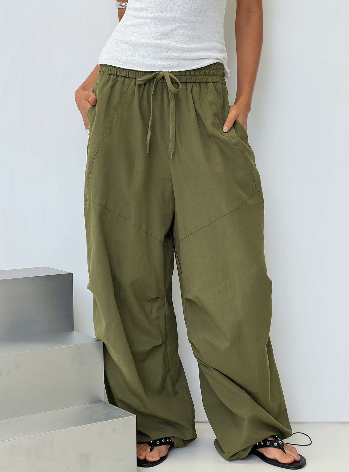 0-modelinfo-kiana-us2_934e7769-9546-4256-91e4-2ecec09dcec0