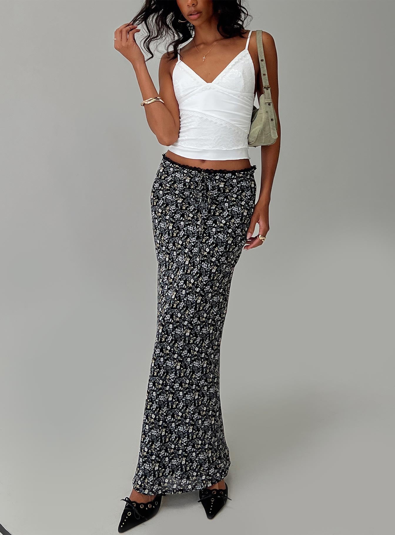 0-modelinfo-kristen-us2_e94eb8fb-3b34-42bb-a4e9-6c889b8bfb98