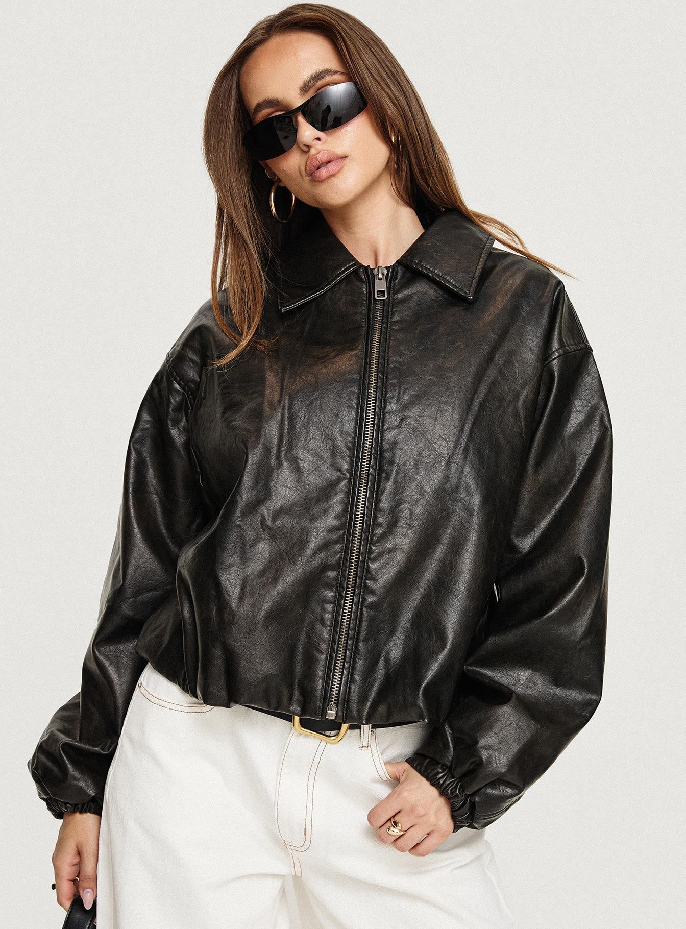 0-modelinfo-lily-us2_fe769aca-e437-4a51-88b6-44fce46a53c7