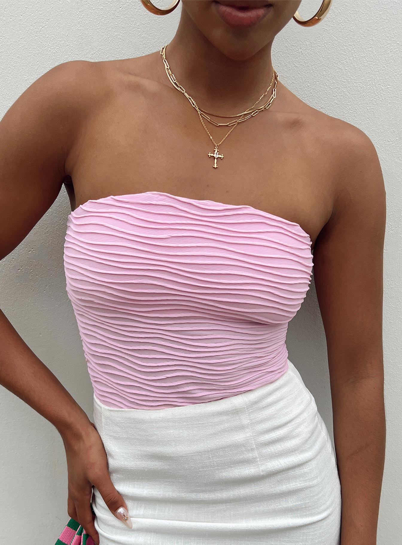 0-modelinfo-lola-us4_ffac0865-eb24-443e-83d9-f62210a1e1d7