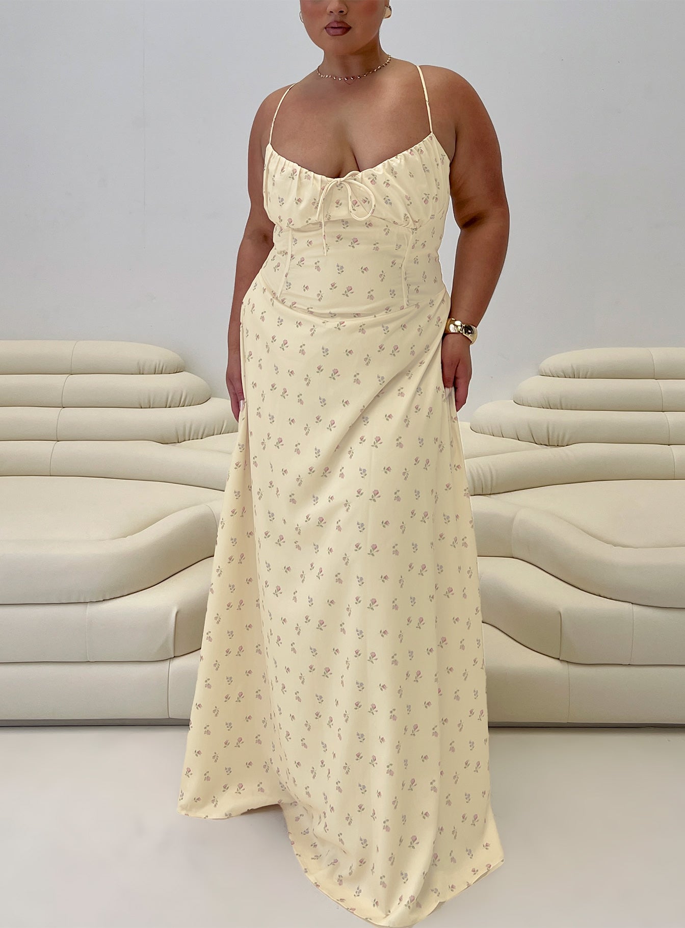 0-modelinfo-mia-us14_14c42bad-6718-4681-a4b3-1cde743b63cd