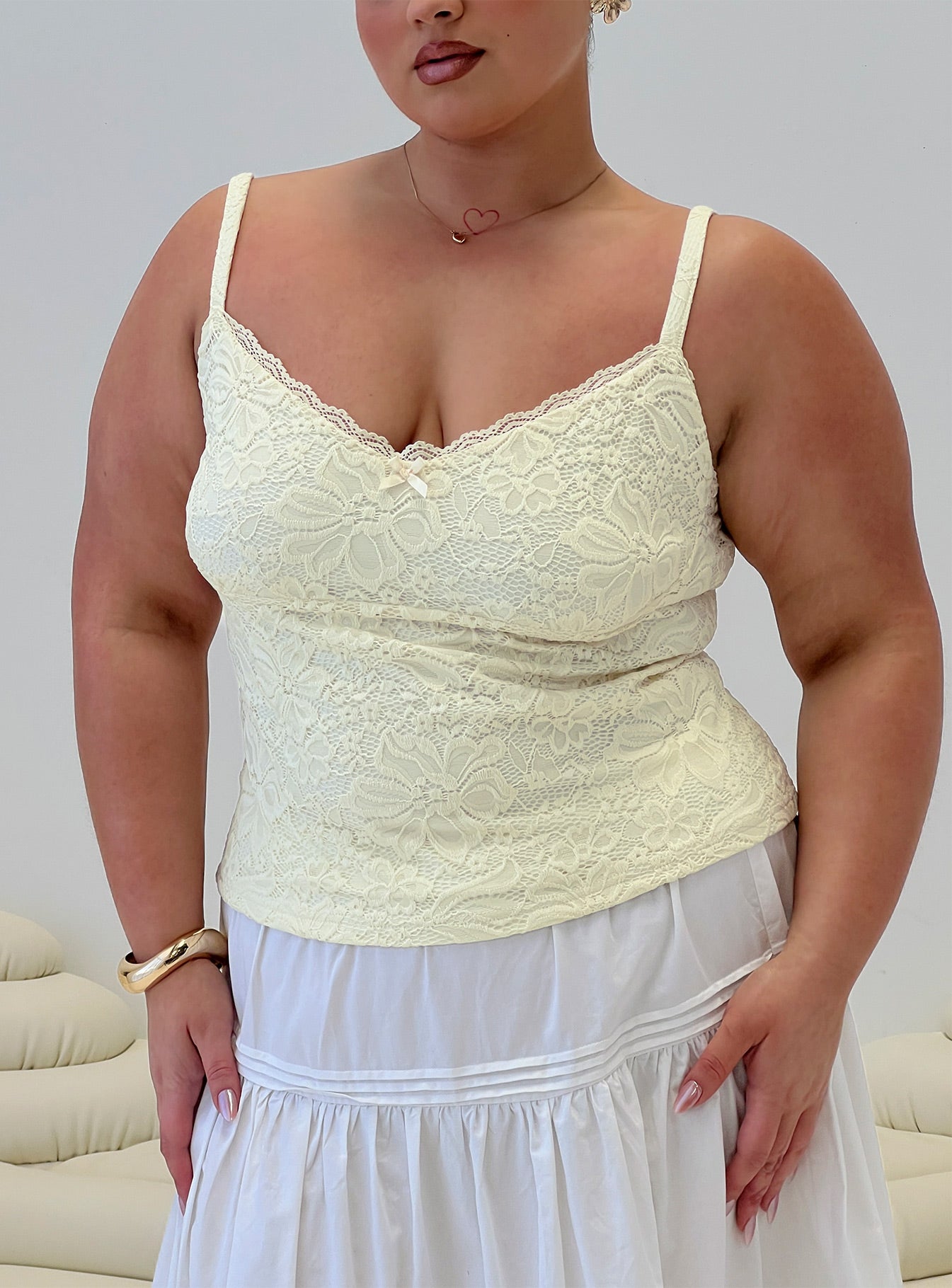 0-modelinfo-mia-us14_cb0996ac-c950-4503-b656-7e02cfbff799