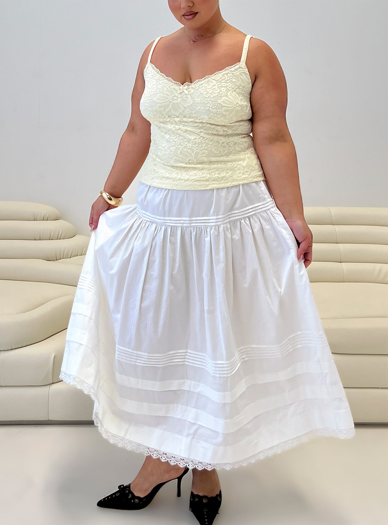 0-modelinfo-mia-us14_f8198f32-0418-42ad-a943-ecc77b80fe19