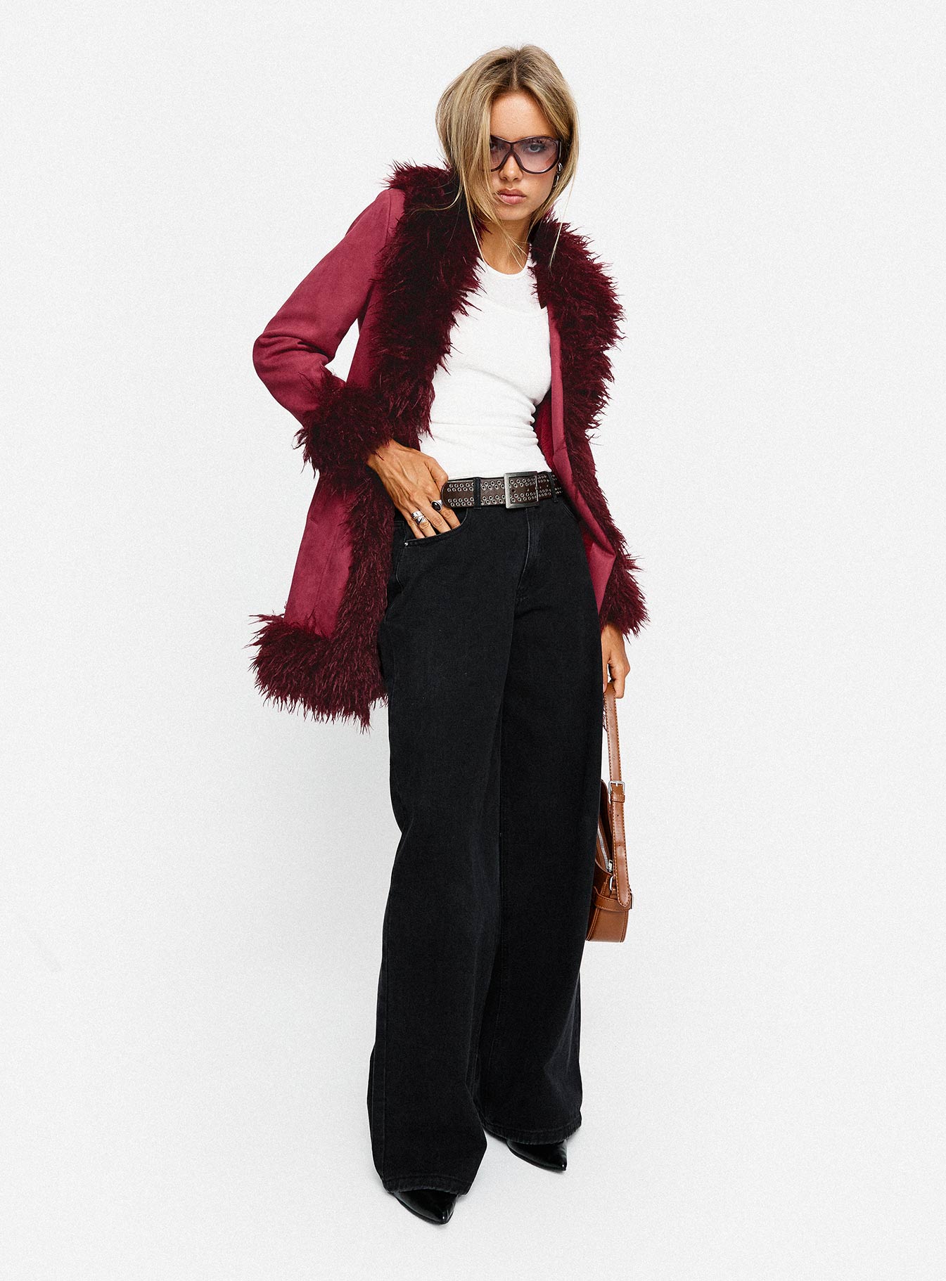 0-modelinfo-olivia-us2_7bf05ba1-2592-41d6-a5b6-57c2877acdfe