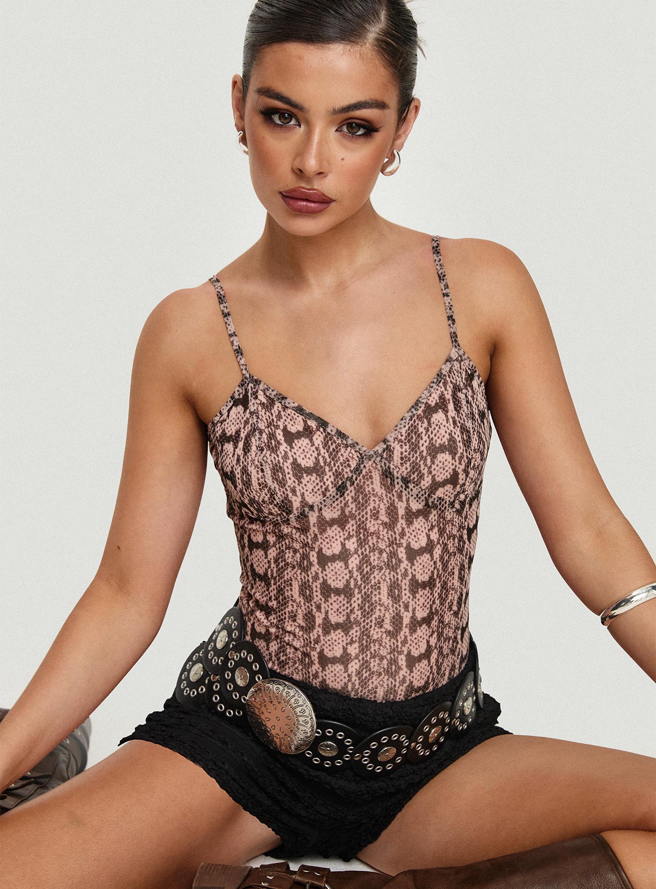 0-modelinfo-olivia-us2_c167137e-90e2-443e-a4ca-ab4b39a3c932