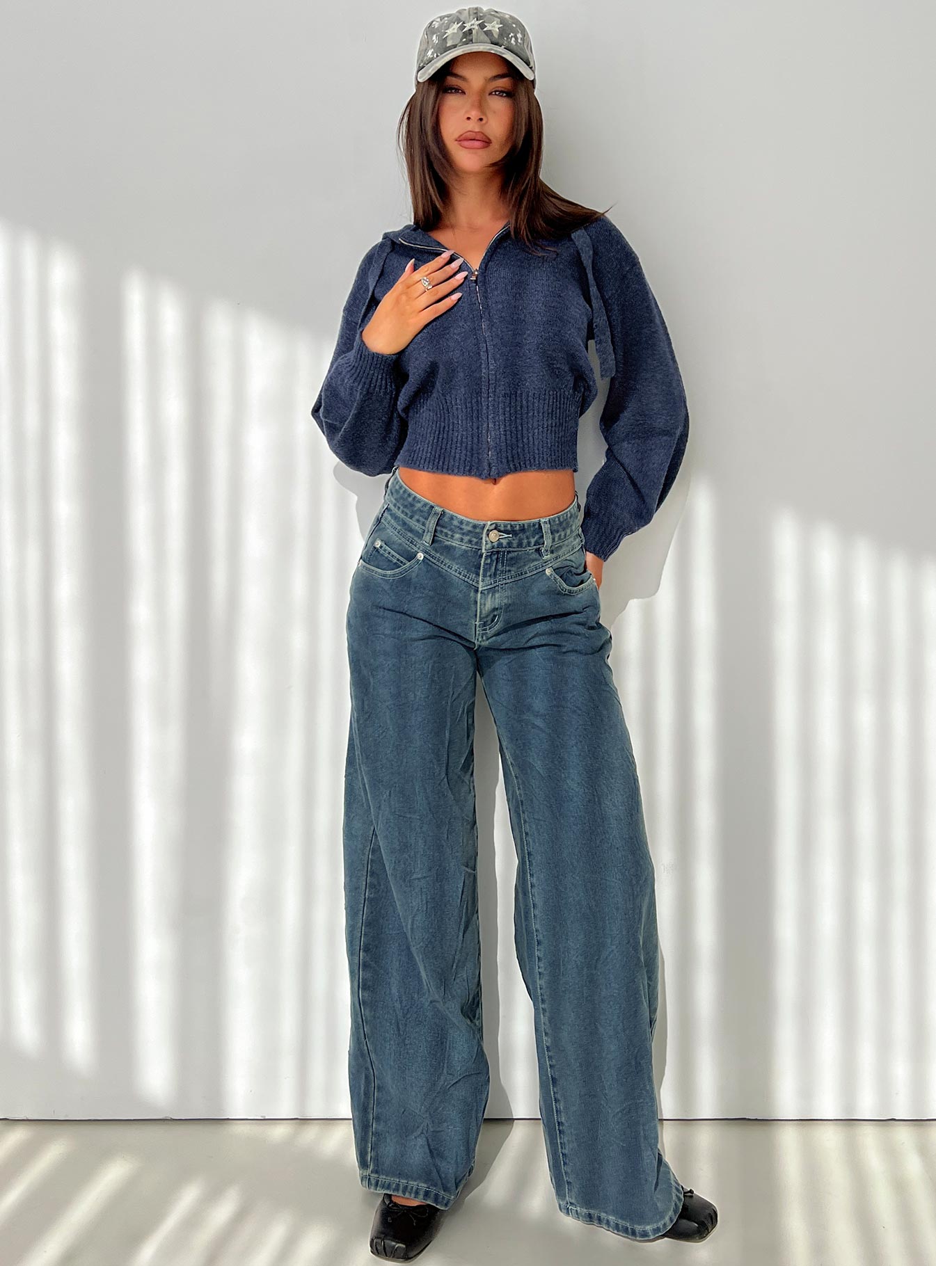 0-modelinfo-olivia-us2_c7d96104-8d53-4510-973e-0e3876b5a85c
