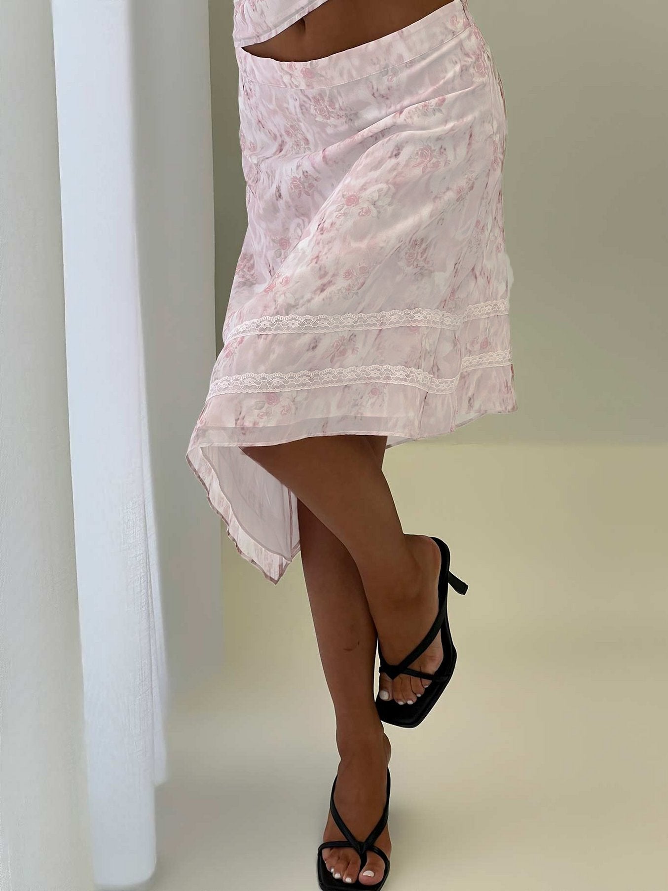 0-modelinfo-paris-us2_dd8fc18e-d545-4b7b-a44e-f7c24670f78d