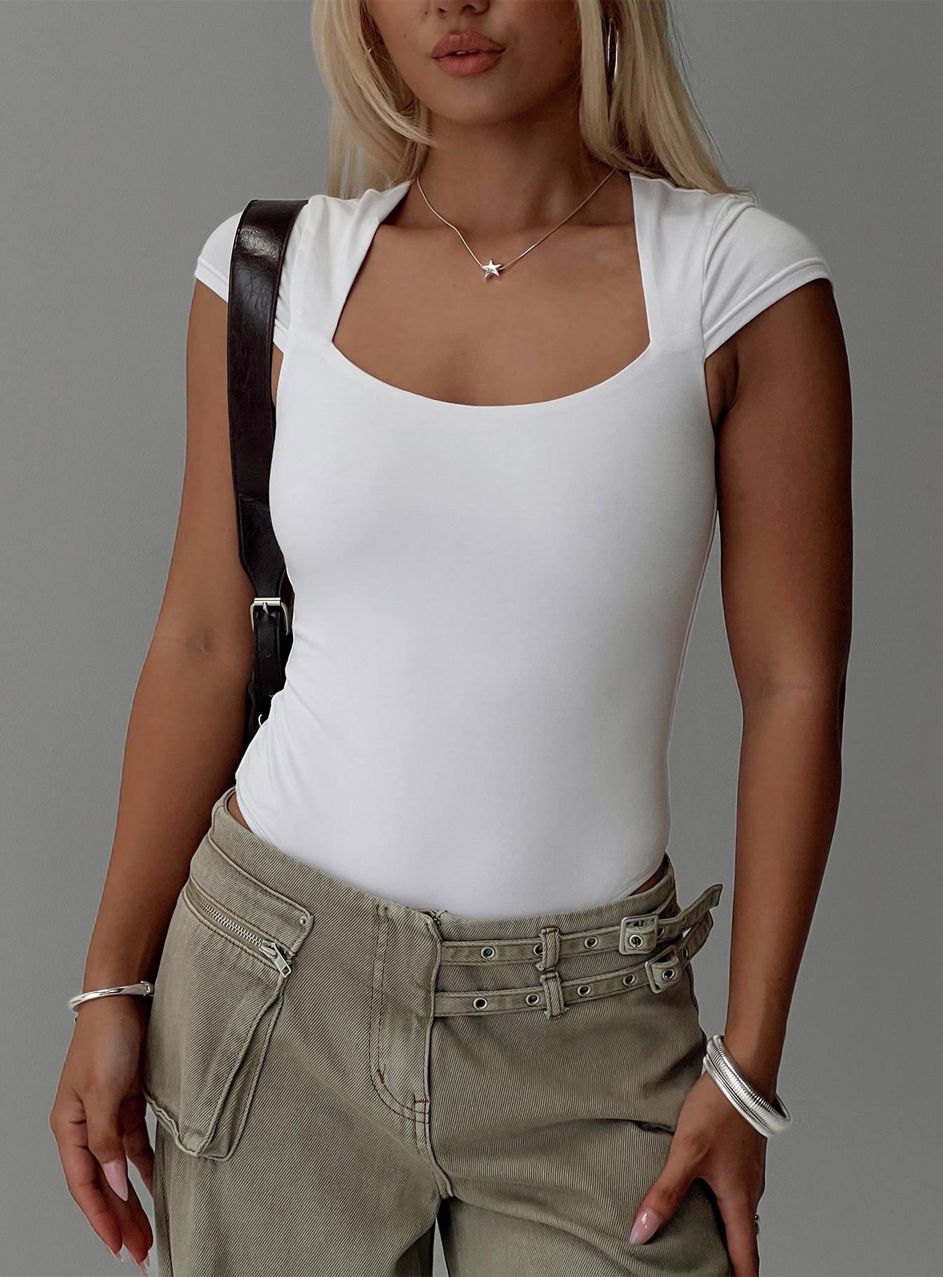 0-modelinfo-rino-us4_484bc1ca-3be2-4102-841f-a31369c8975e
