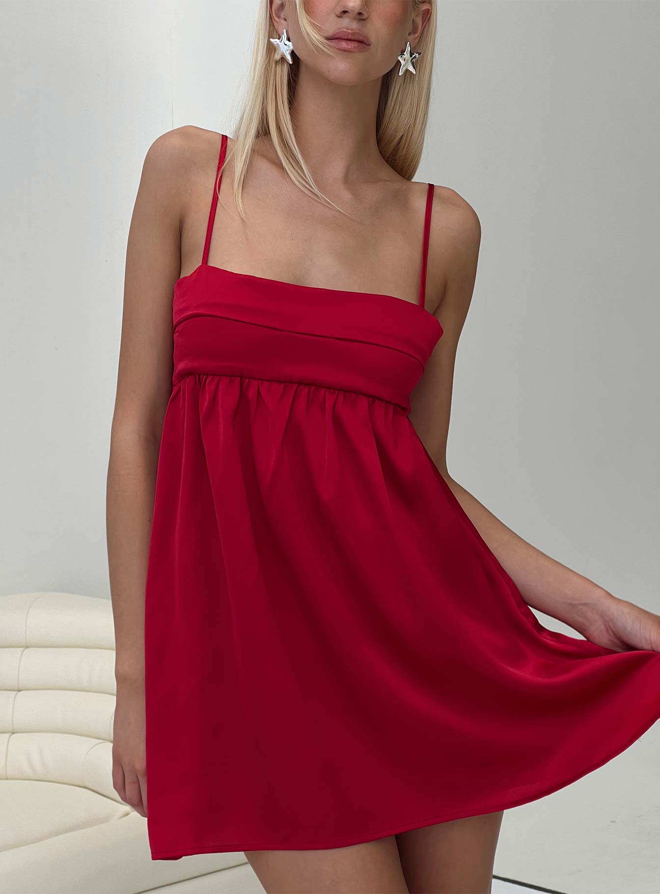 0-modelinfo-serena-us2_f0d4a6ab-9569-48e3-825c-f822481eac61