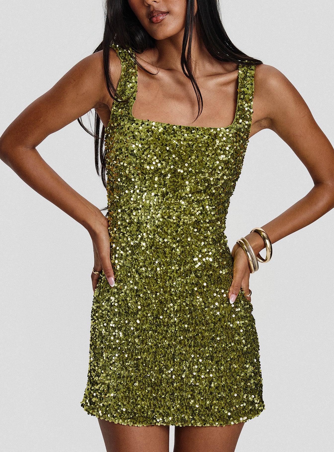 0-modelinfo-sneha-us2_63b1d502-822b-492d-93e2-65651b6cd46f