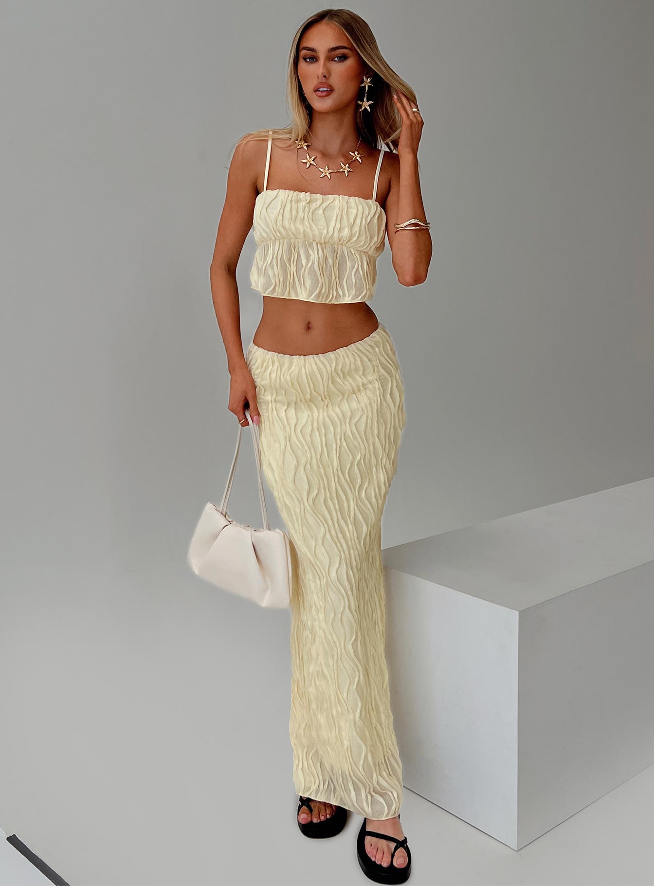 0-modelinfo-summer-us2_1d5d4610-ce76-4dc4-8793-3a56862fcede