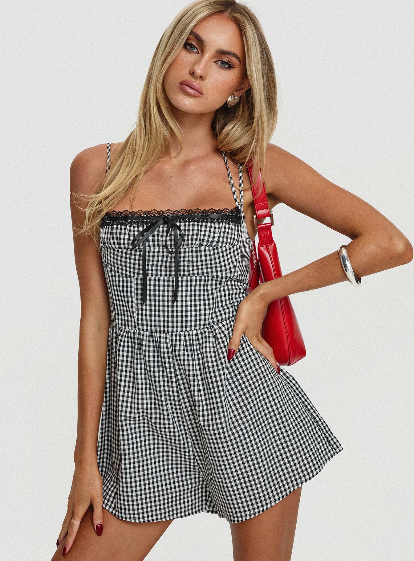 0-modelinfo-summer-us2_714dac57-48d5-481e-8443-4c0c1fbfceae