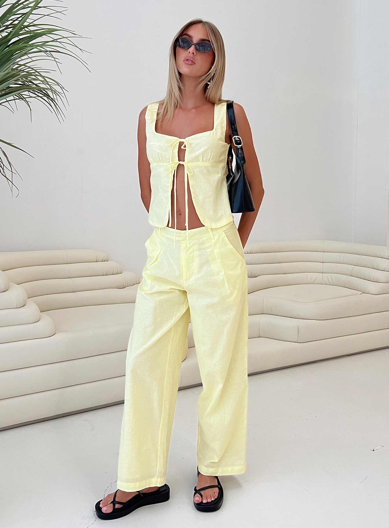 0-modelinfo-summer-us2_86565156-6c15-47d5-8dbf-421815568eb5