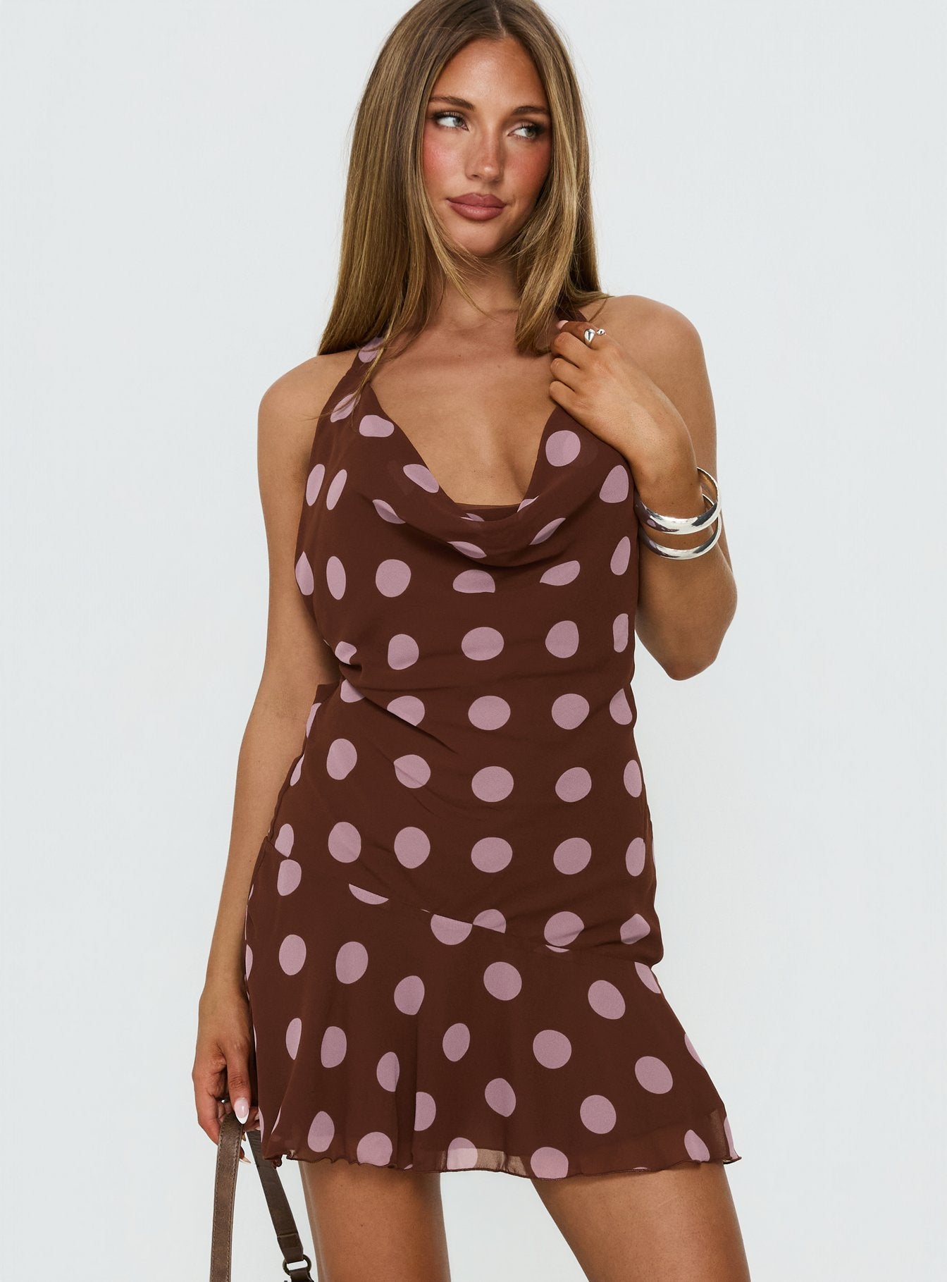 0-modelinfo-tyniesha-us4_dc844d85-9ea9-4335-ab28-5a2f0634a63d
