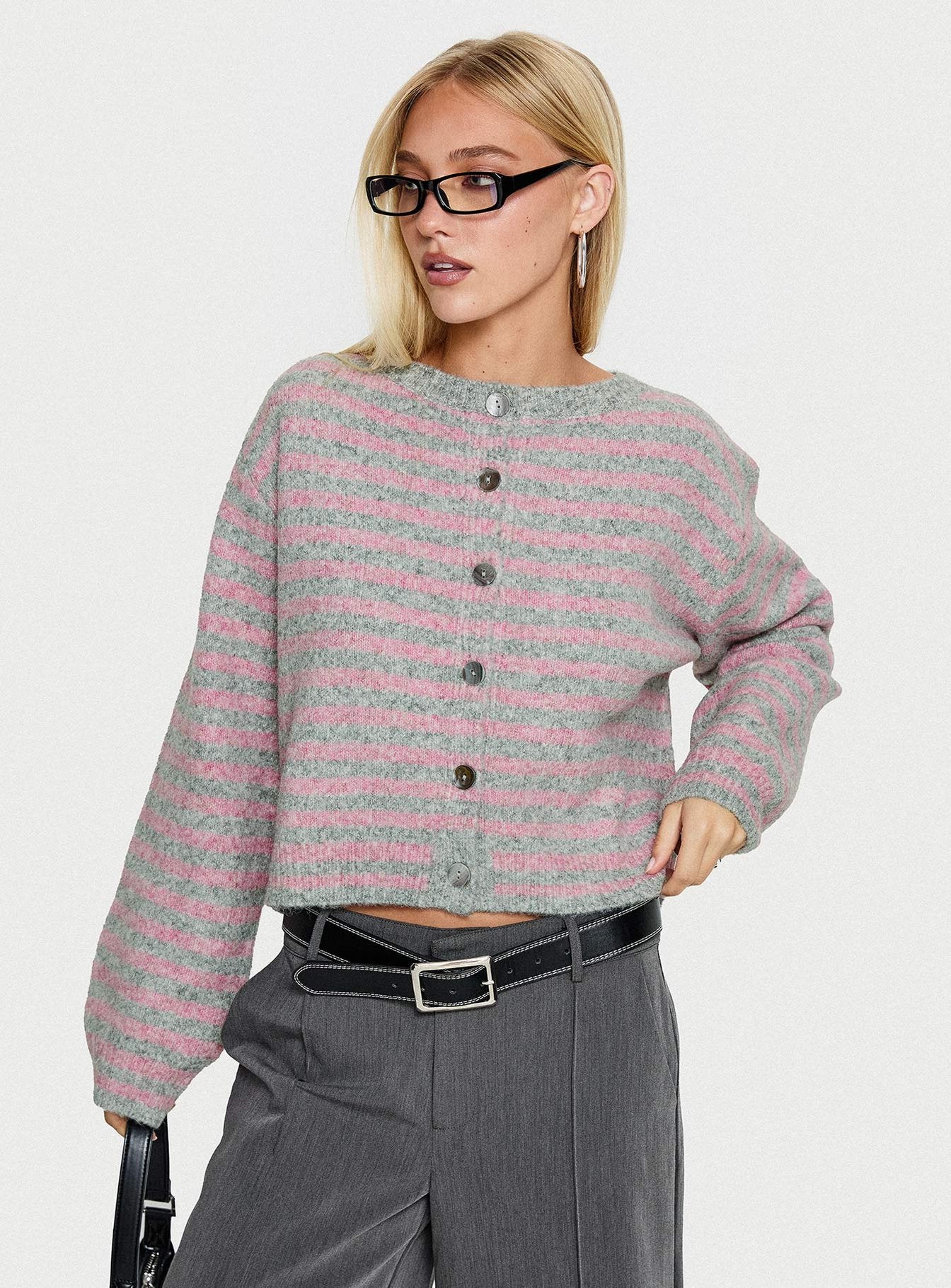 0-modelinfo-verena-us2_c6e99089-10b2-44ef-a421-57a9b5b8fcdf