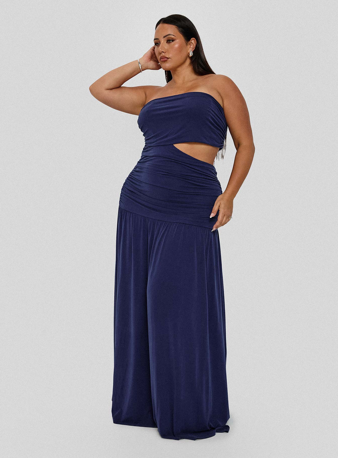 0-modelinfo-yasmin-us14_d403306e-eef9-4d1e-8923-18fa93ba9f8c