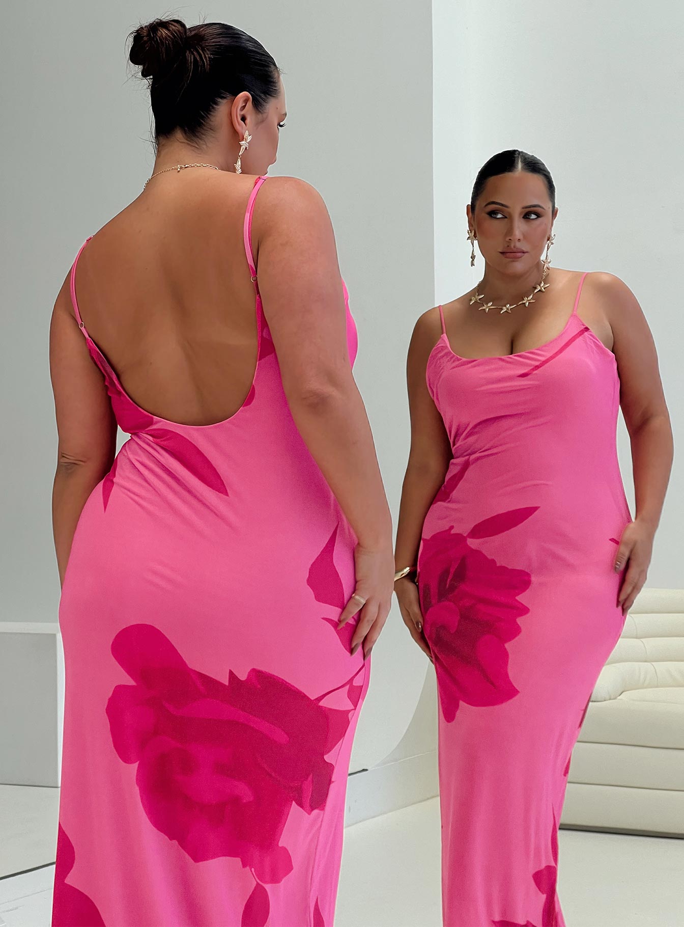 0-modelinfo-yasmine-us14_eb6e4cca-7143-4ddc-98b7-845257d9eb18