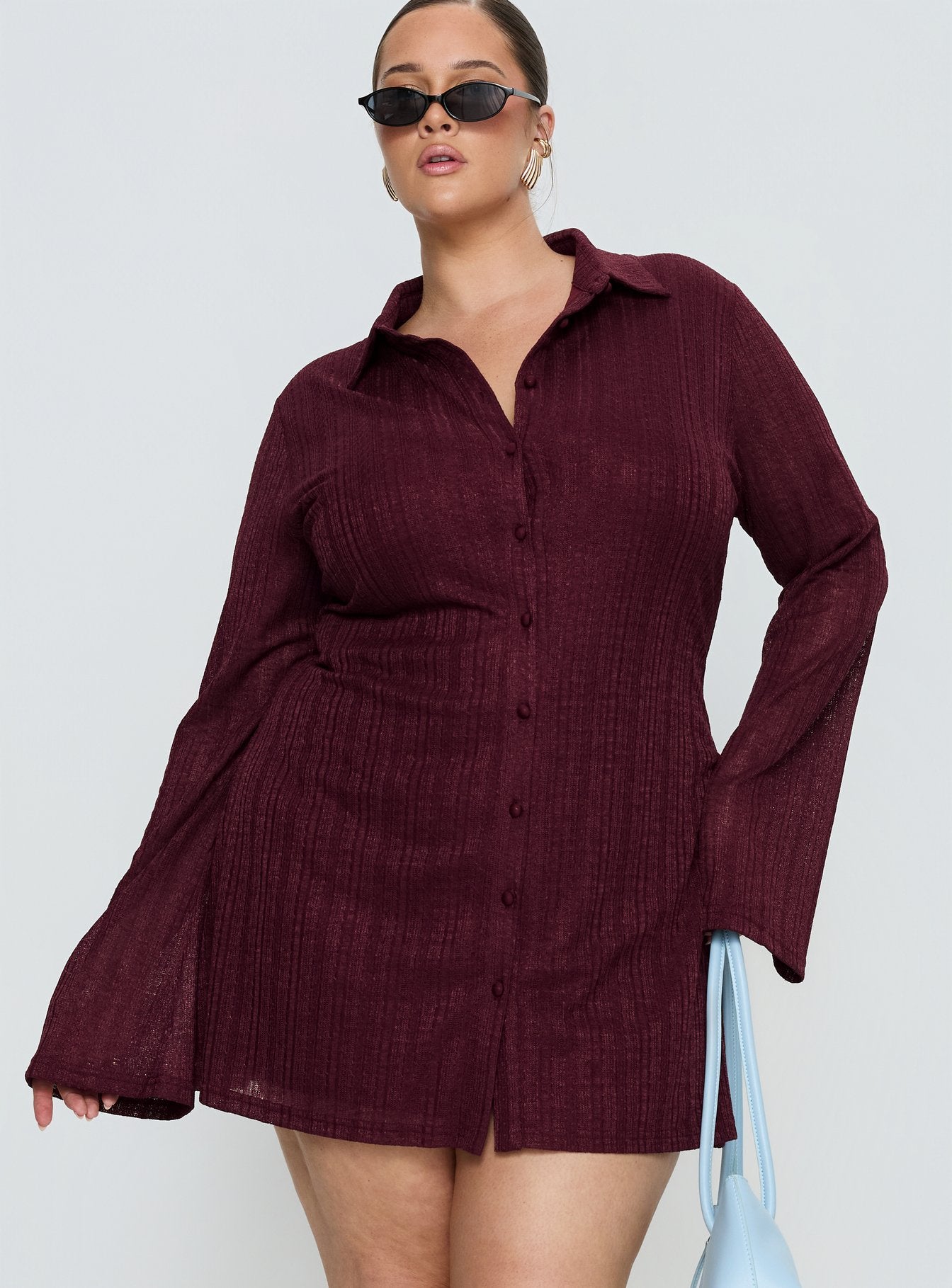 1-modelinfo-alicja-us14_cfc47459-3e24-48a4-8a78-21ca51bcb325