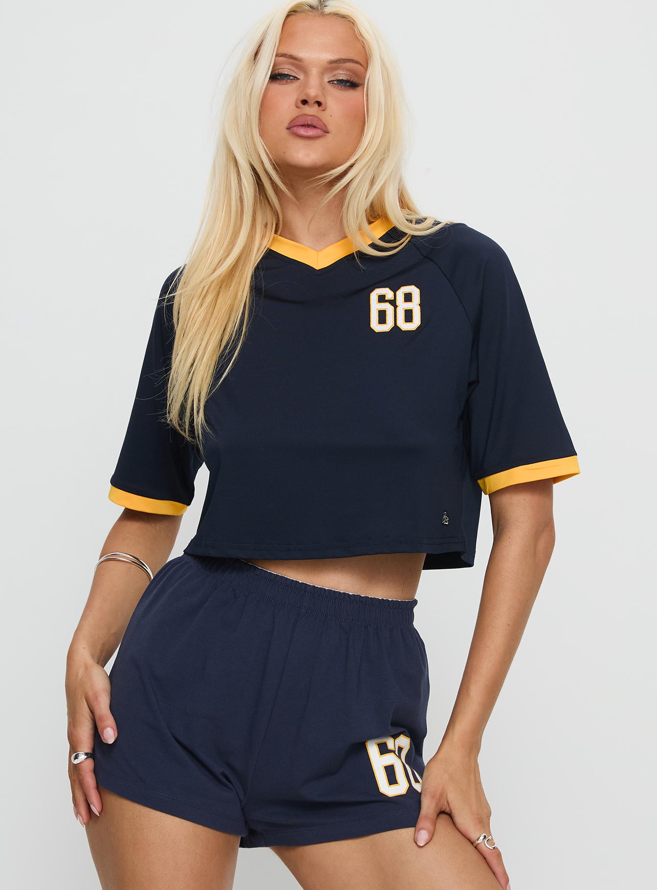 1-modelinfo-ayla-us2_4278f3d1-f990-47e9-a5c9-11495076ae69