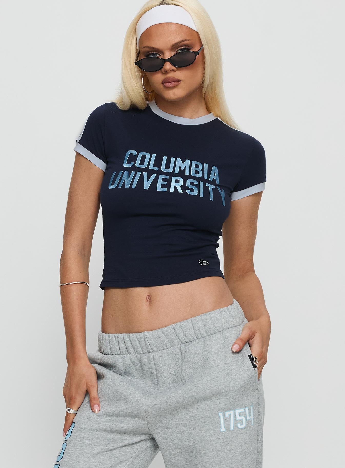 1-modelinfo-ayla-us2_6c57f9dc-246c-49f7-8f71-f53ee3b6e65e