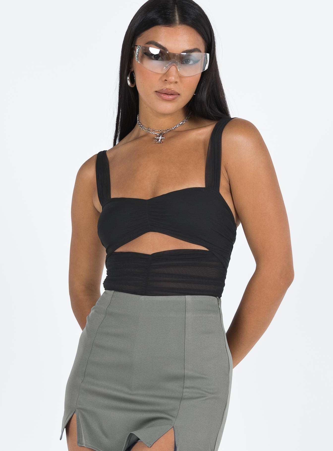 1-modelinfo-christy-us2_38899674-c890-40e1-87d0-f47a6bdc2436