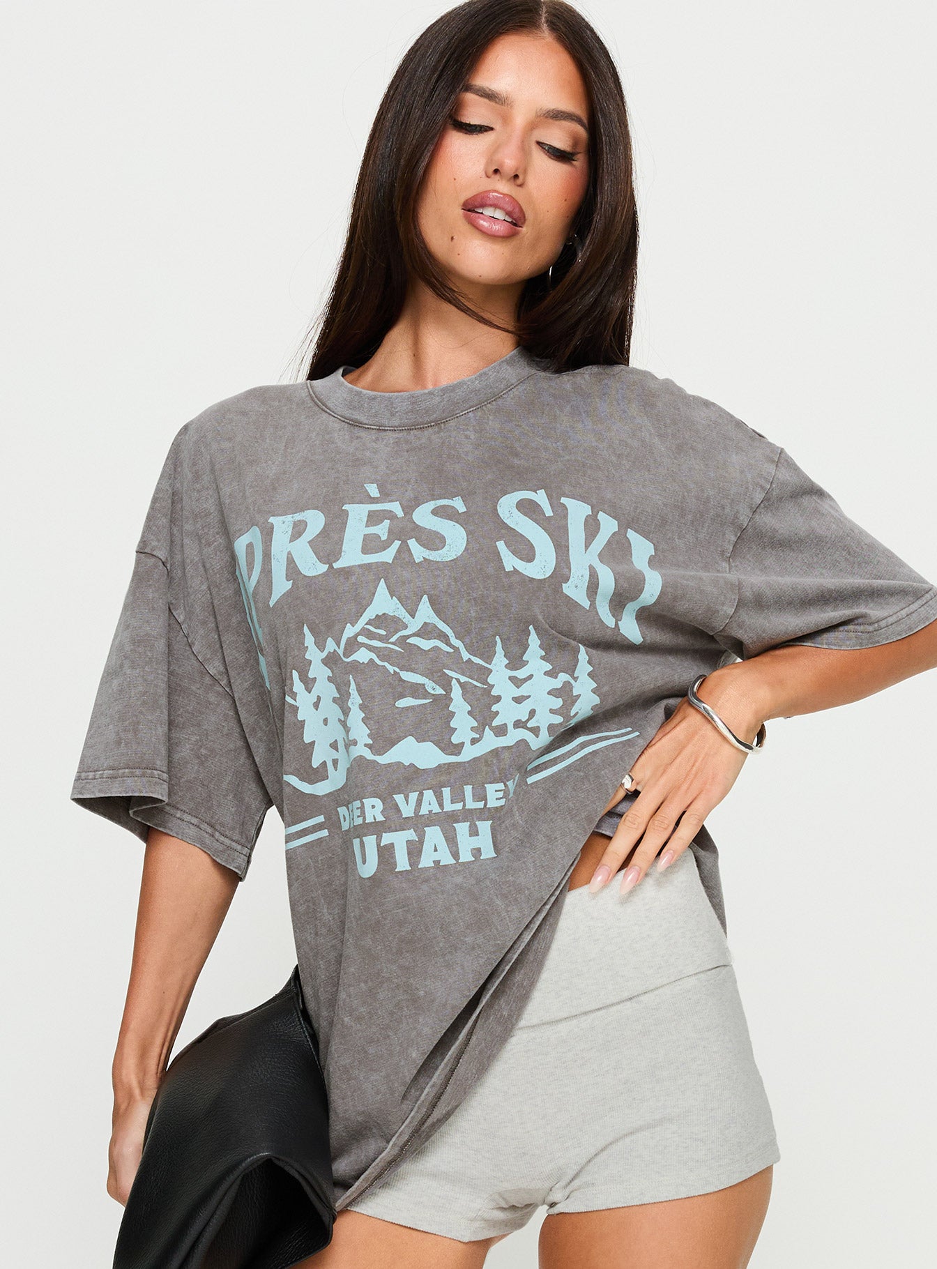 1-modelinfo-crystal-us2_1be3e6b4-14e7-4645-8795-db83f85a861f