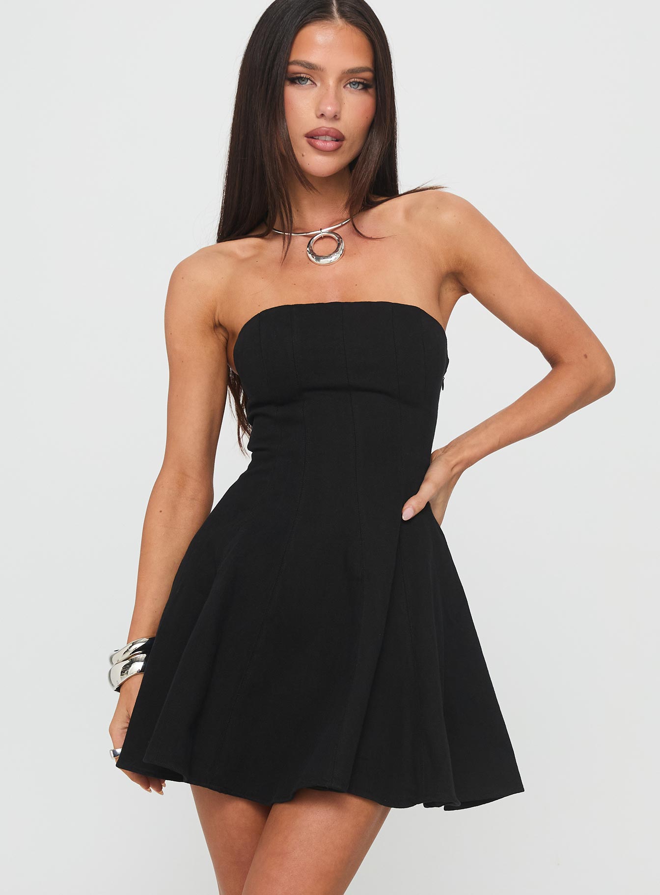 1-modelinfo-crystal-us2_2f35d7ed-36e4-4524-91df-2753324aed4a