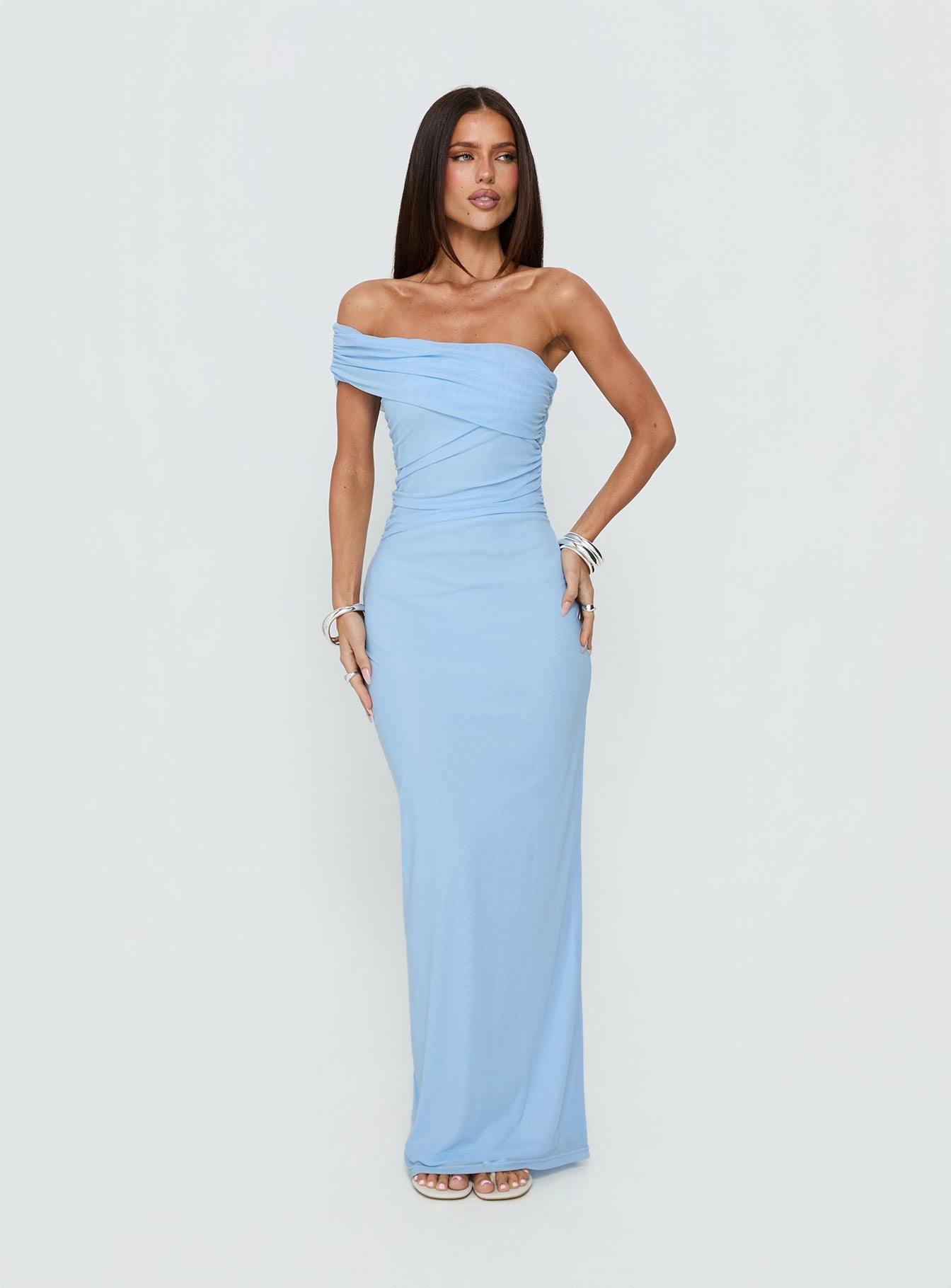 1-modelinfo-crystal-us2_54540fc5-dfdc-47e5-a630-fc3fe496150a