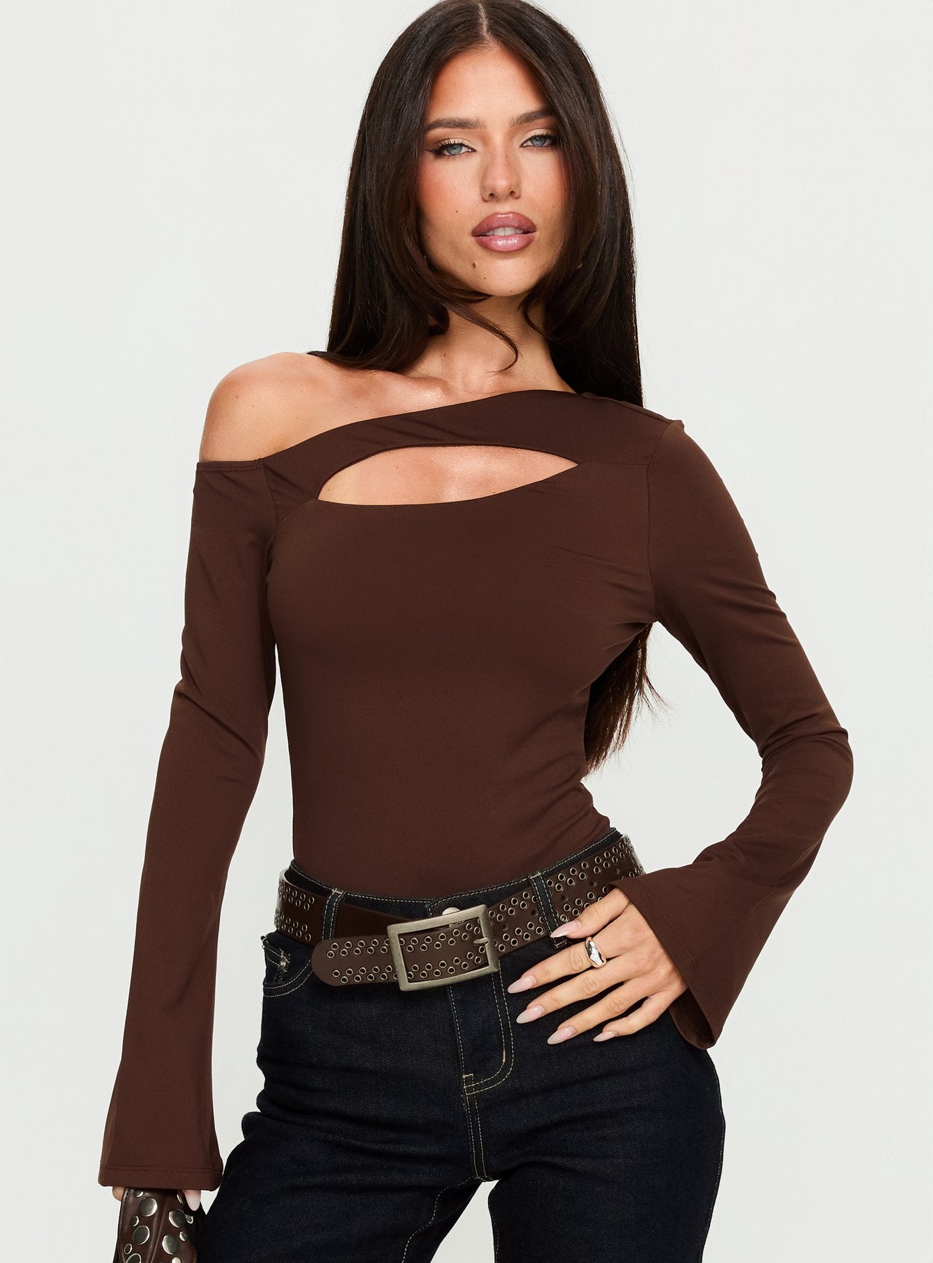 1-modelinfo-crystal-us2_75405323-7af2-42ab-8352-bbfc2b8602dd