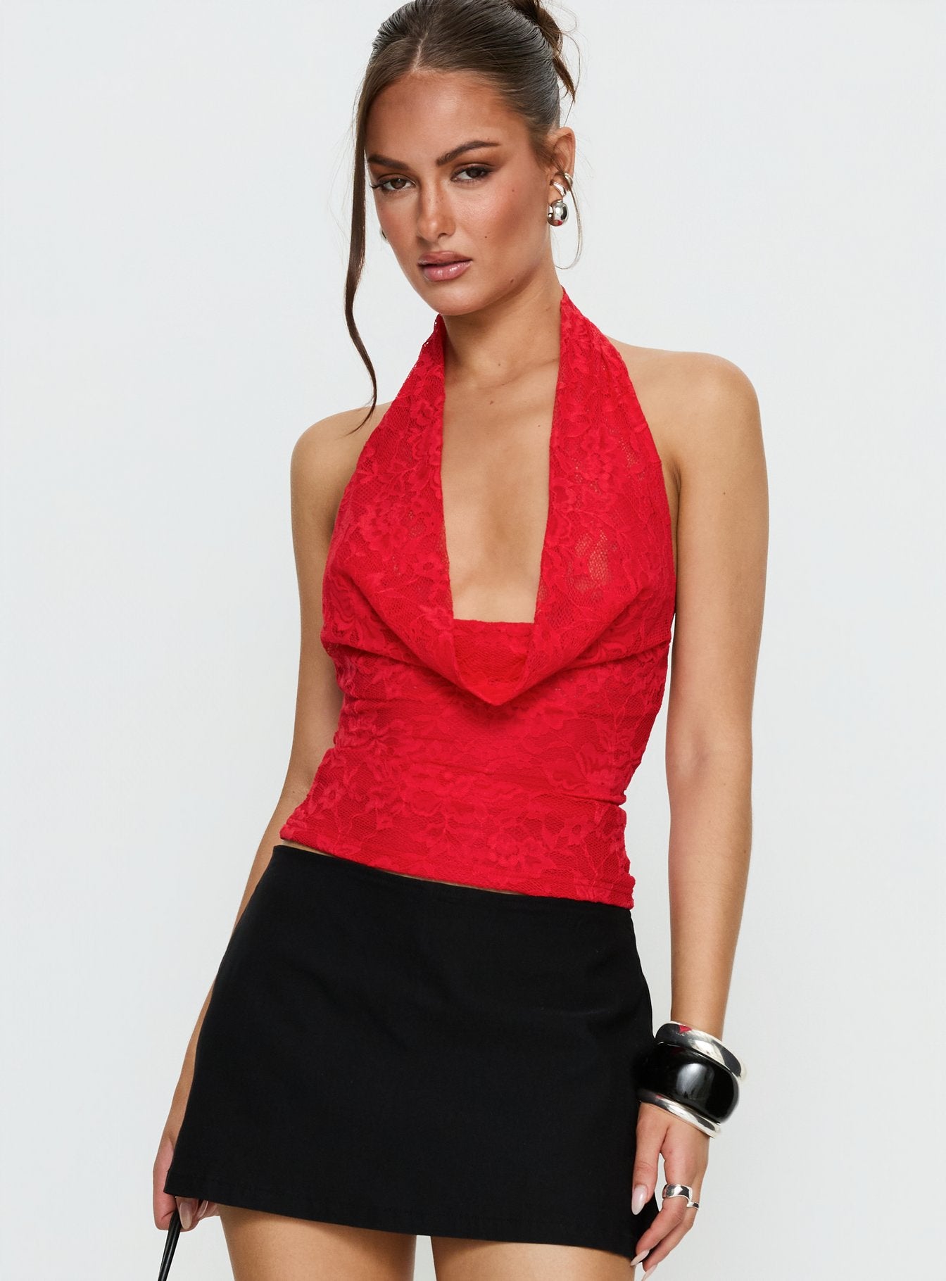 1-modelinfo-holly-us2_17df209f-5817-4def-8e36-1fcc3758bbc7