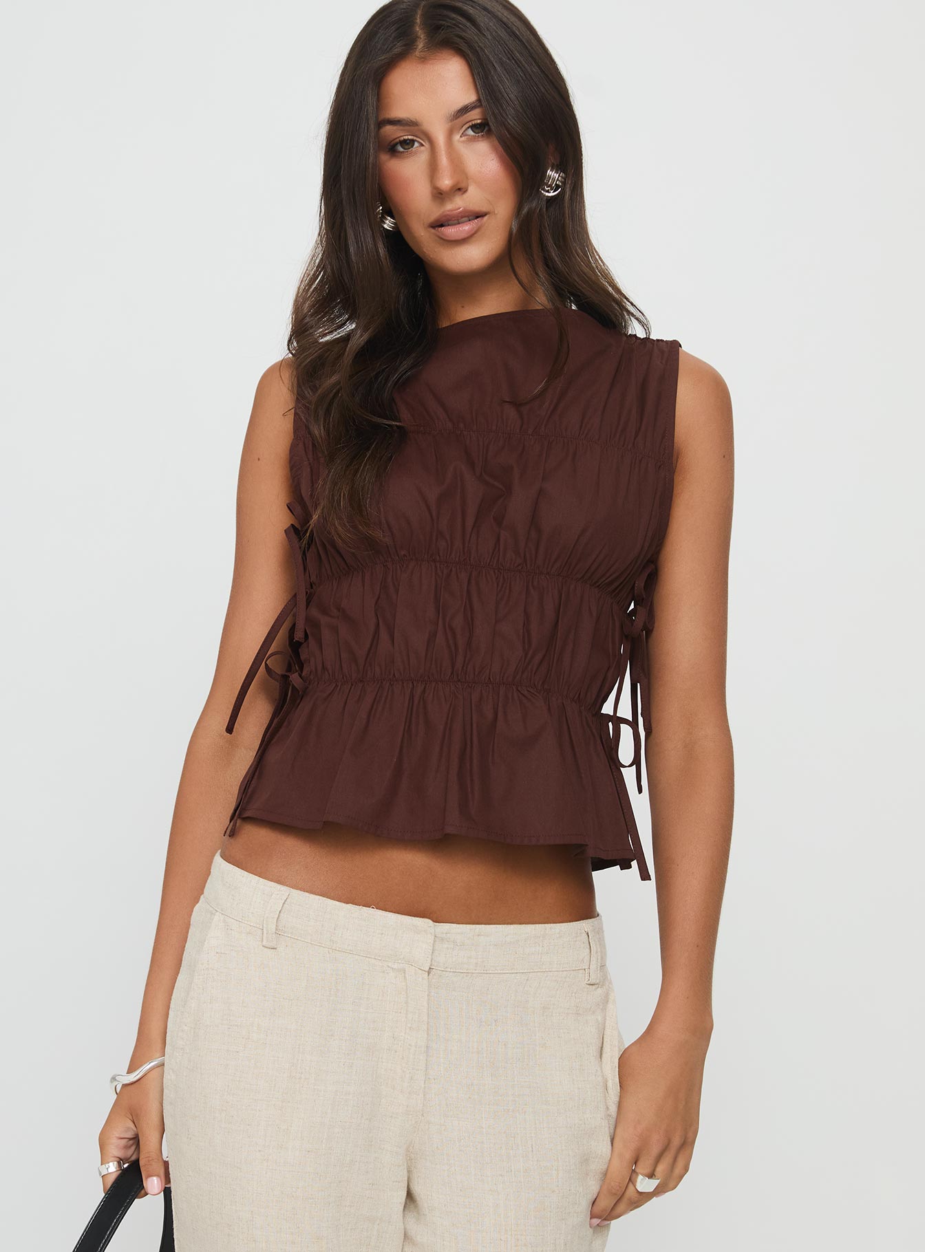 1-modelinfo-kartier-us2_6c5876b2-06e2-4a5e-8e11-7eff5d77b249
