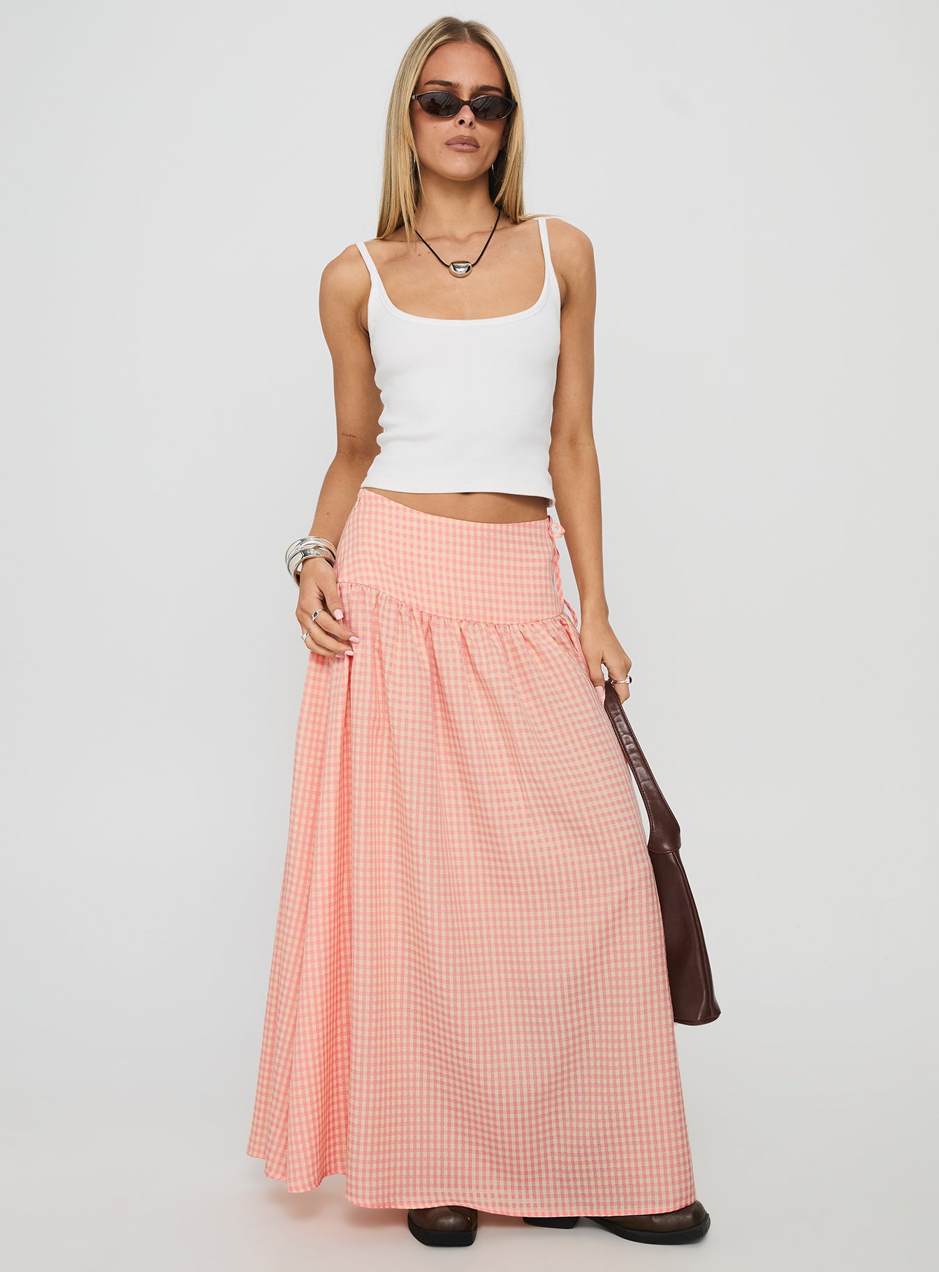1-modelinfo-kiana-us2_3fc2fee2-b596-4e93-9938-61b95845c1ef