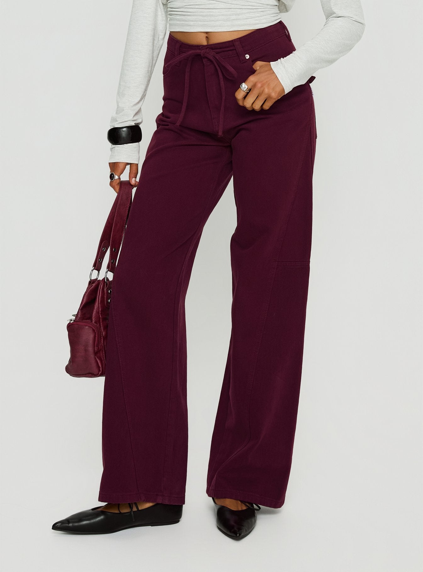 1-modelinfo-olivia-us2_0b84680e-661b-4d02-96e2-6c73d7560d38